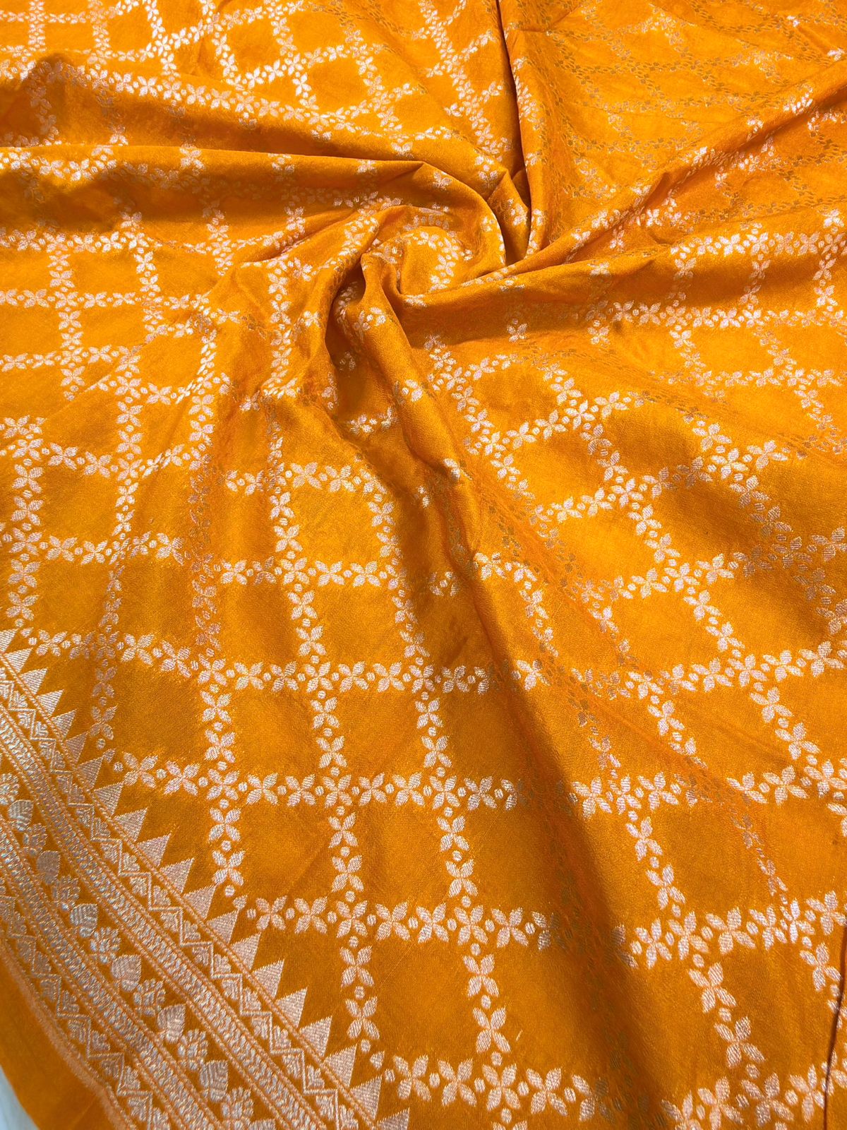 Banarasi Butter Silk Shibori Tye&Dye Saree