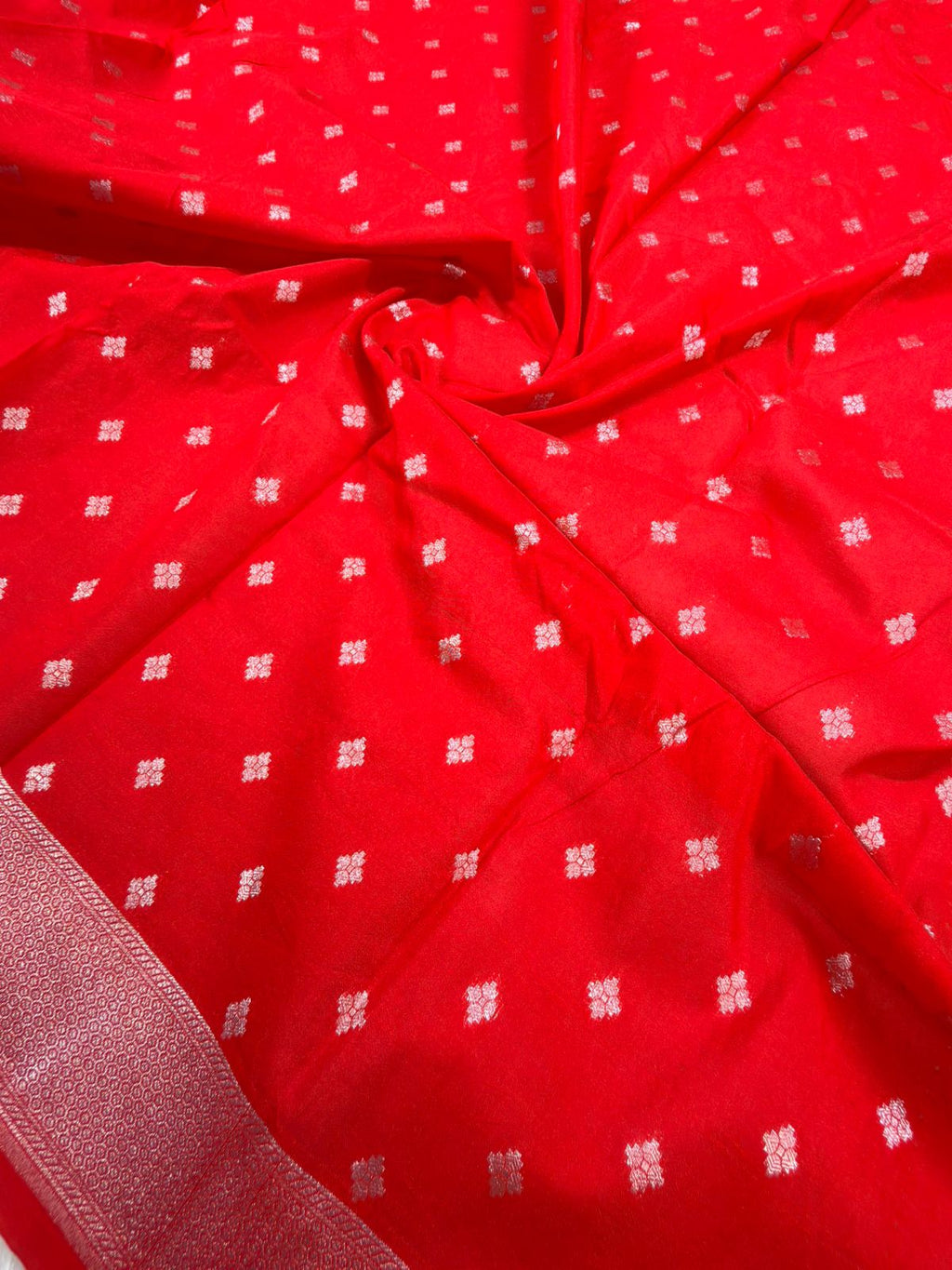 Banarasi Butter Silk Shibori Tye&Dye Saree