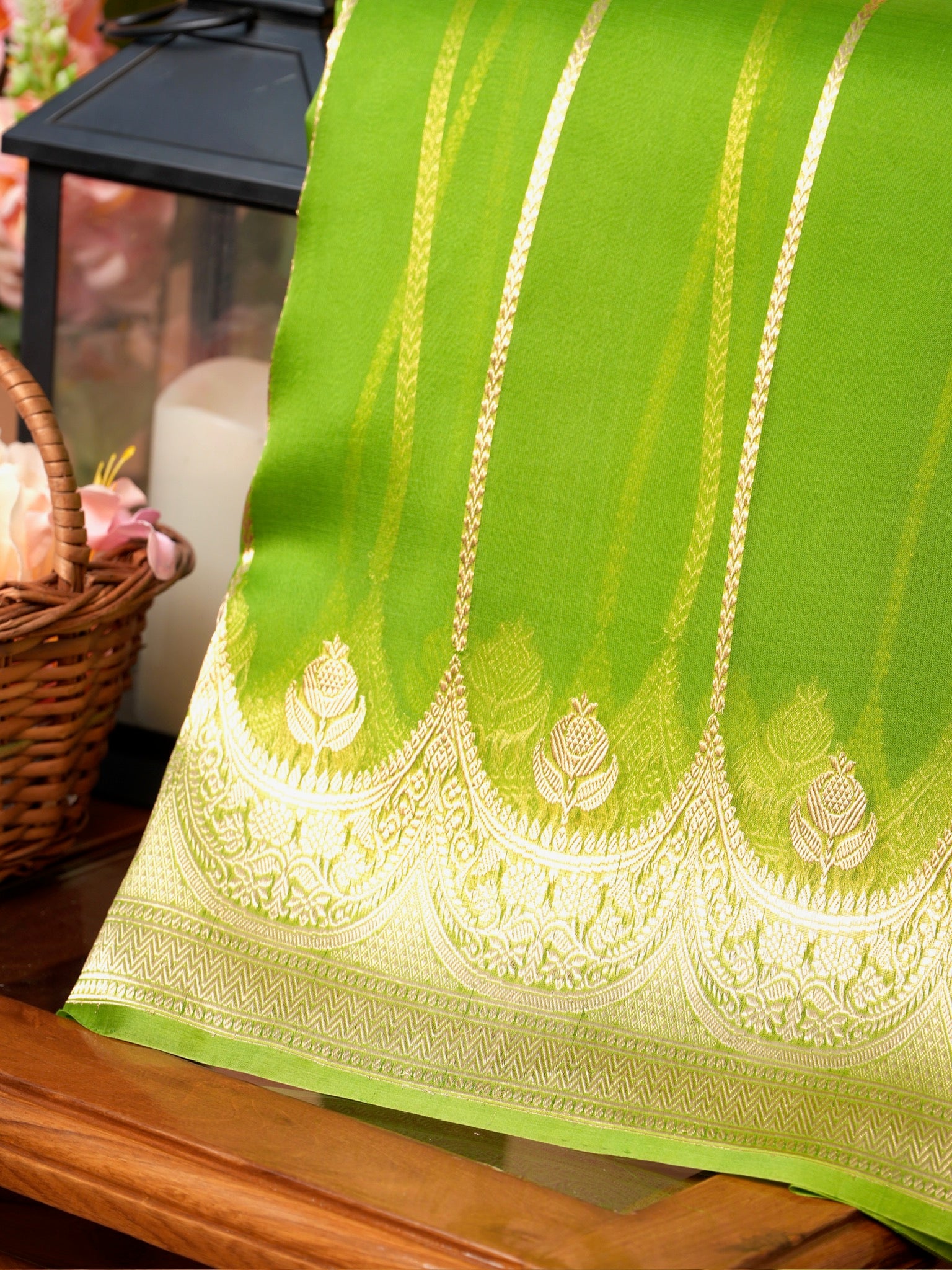 Banarasi Pure Kora Organza Handwoven Silk Saree