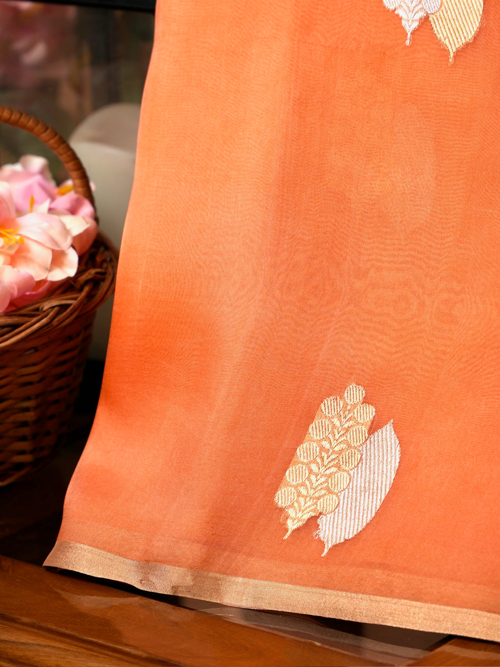 Banarasi Pure Kora Organza Handwoven Silk Saree