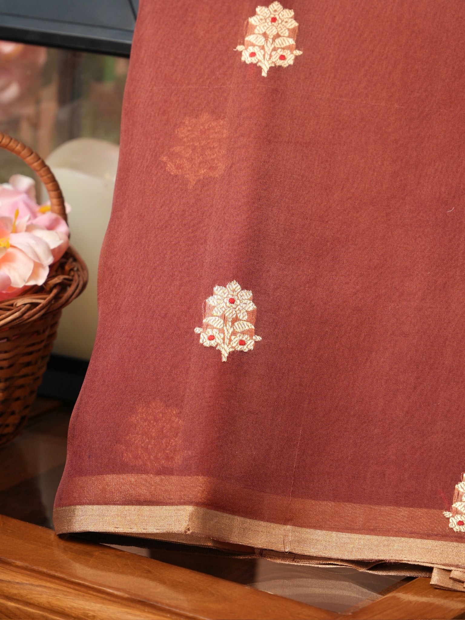 Banarasi Pure Kora Organza Handwoven Silk Saree