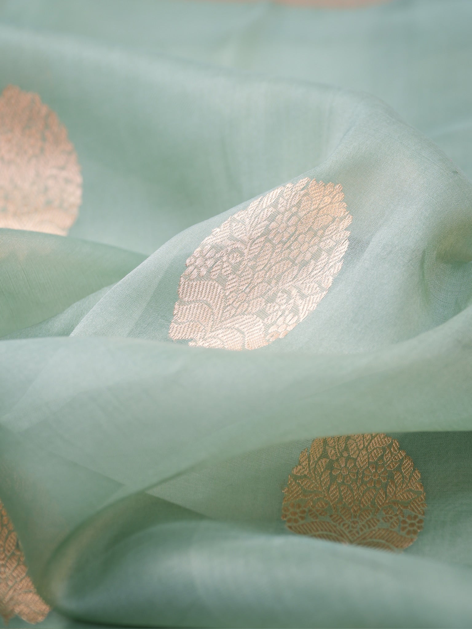 Banarasi Pure Kora Organza Handmade Saree