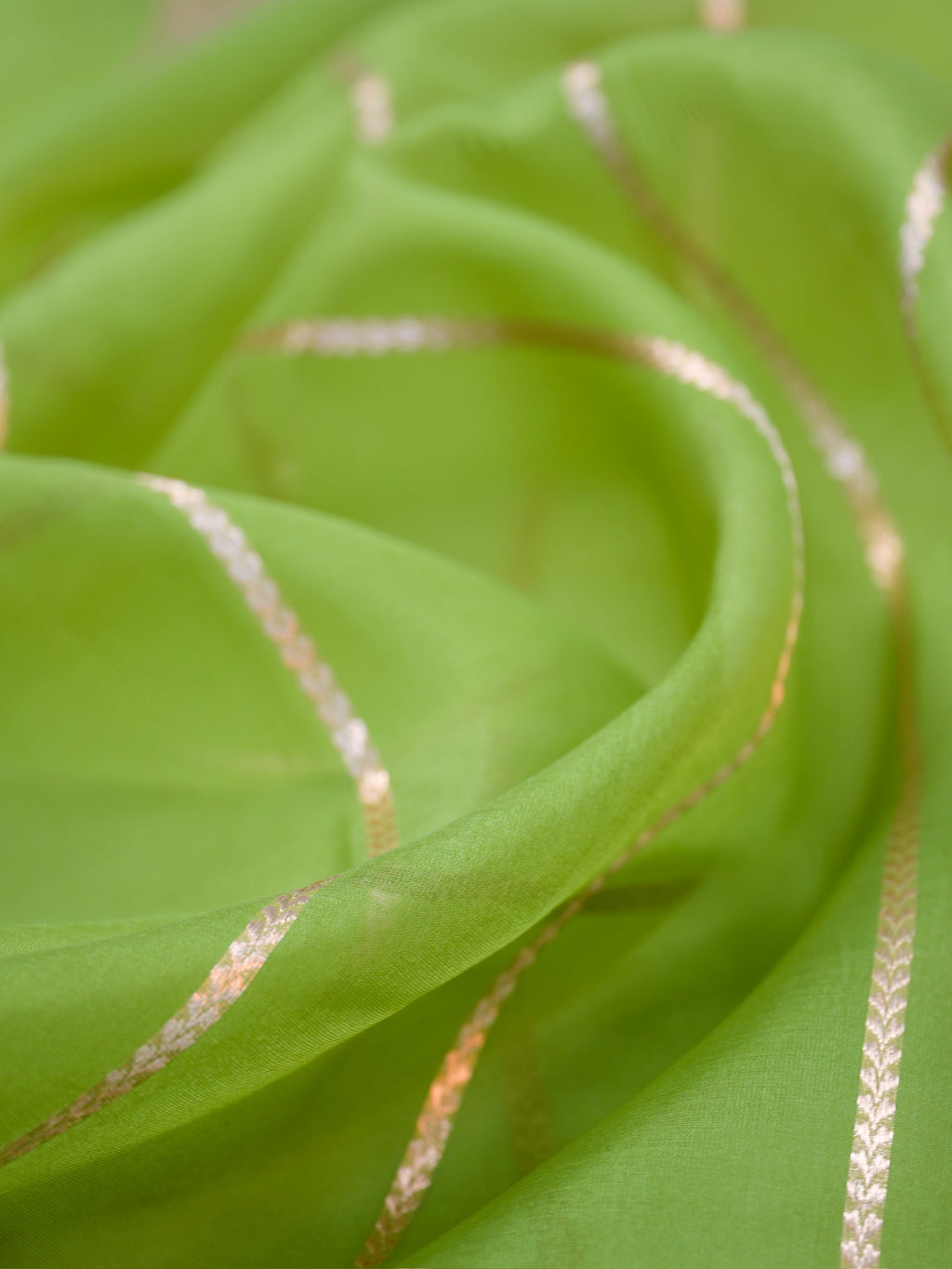 Banarasi Pure Kora Organza Handwoven Silk Saree
