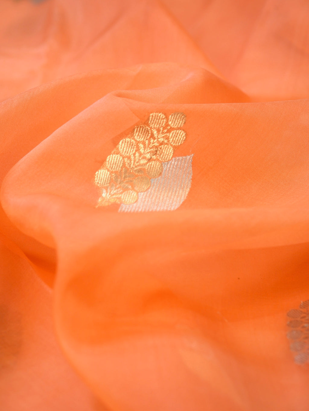 Banarasi Pure Kora Organza Handwoven Silk Saree