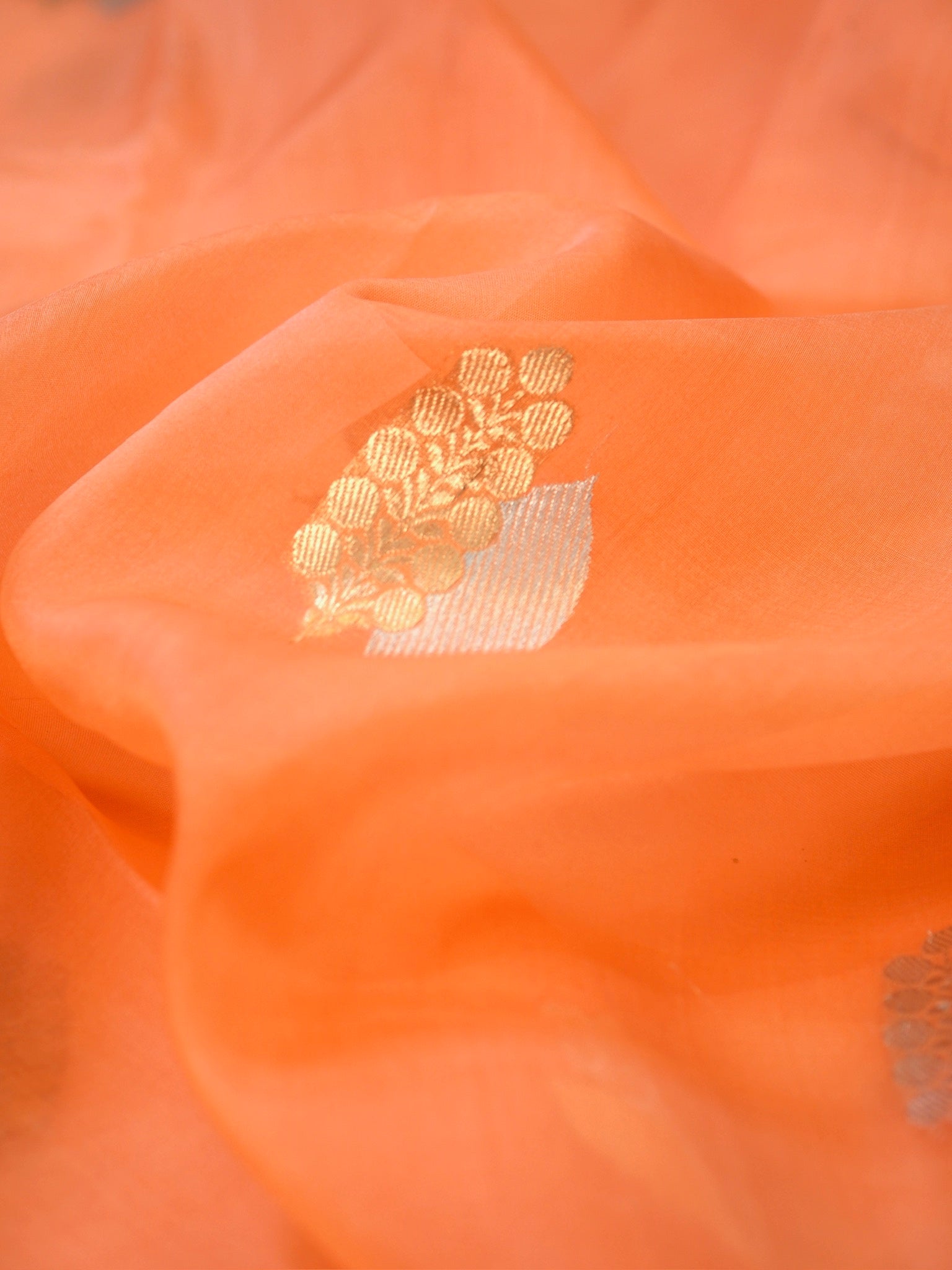 Banarasi Pure Kora Organza Handwoven Silk Saree