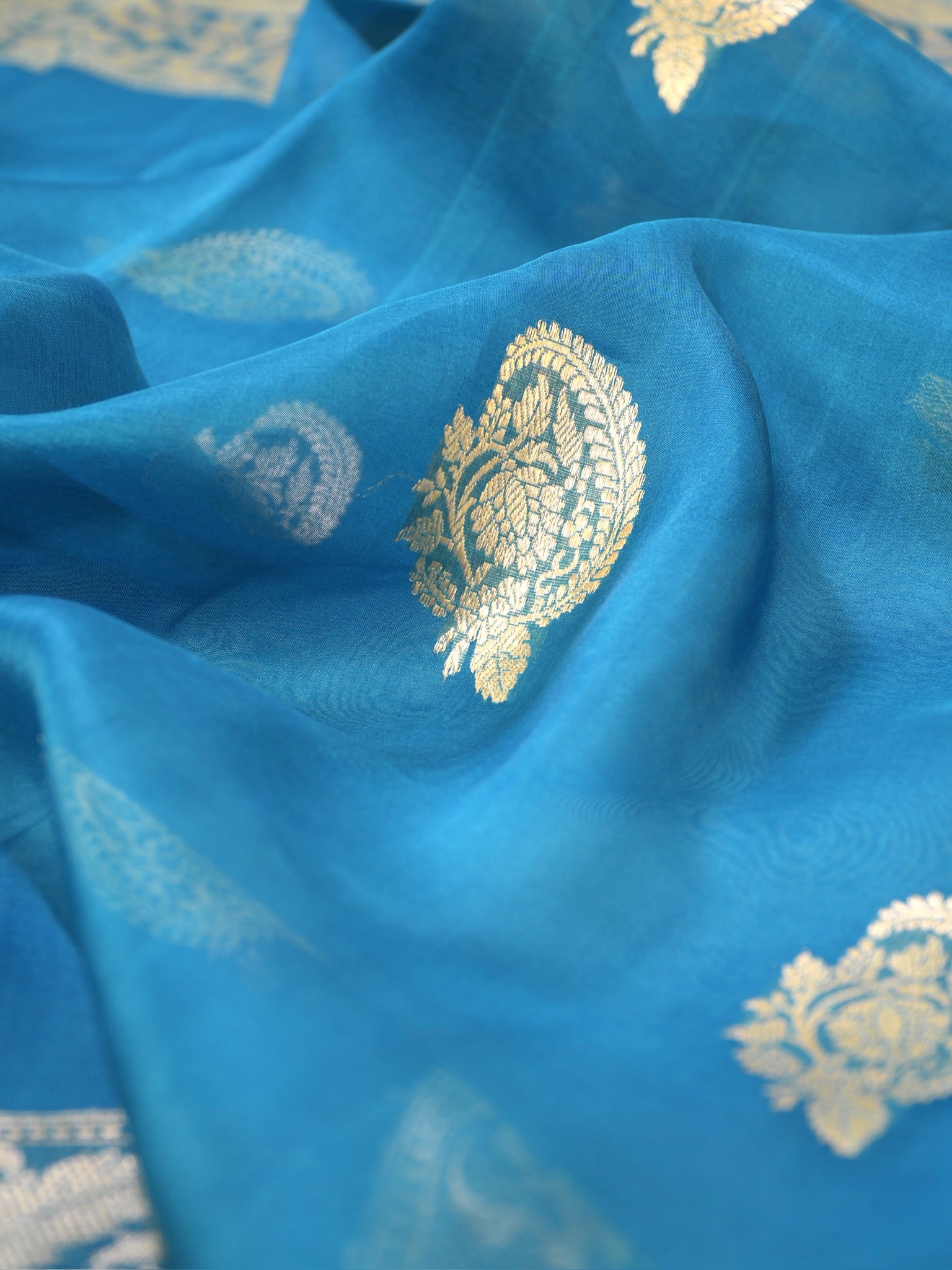 Banarasi Pure Kora Organza Handwoven Silk Saree