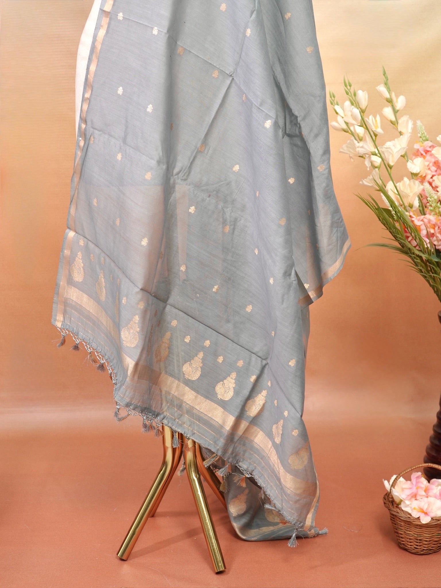 Handwoven Banarasi Pure Munga Silk Dupatta – Grey with Gold Zari