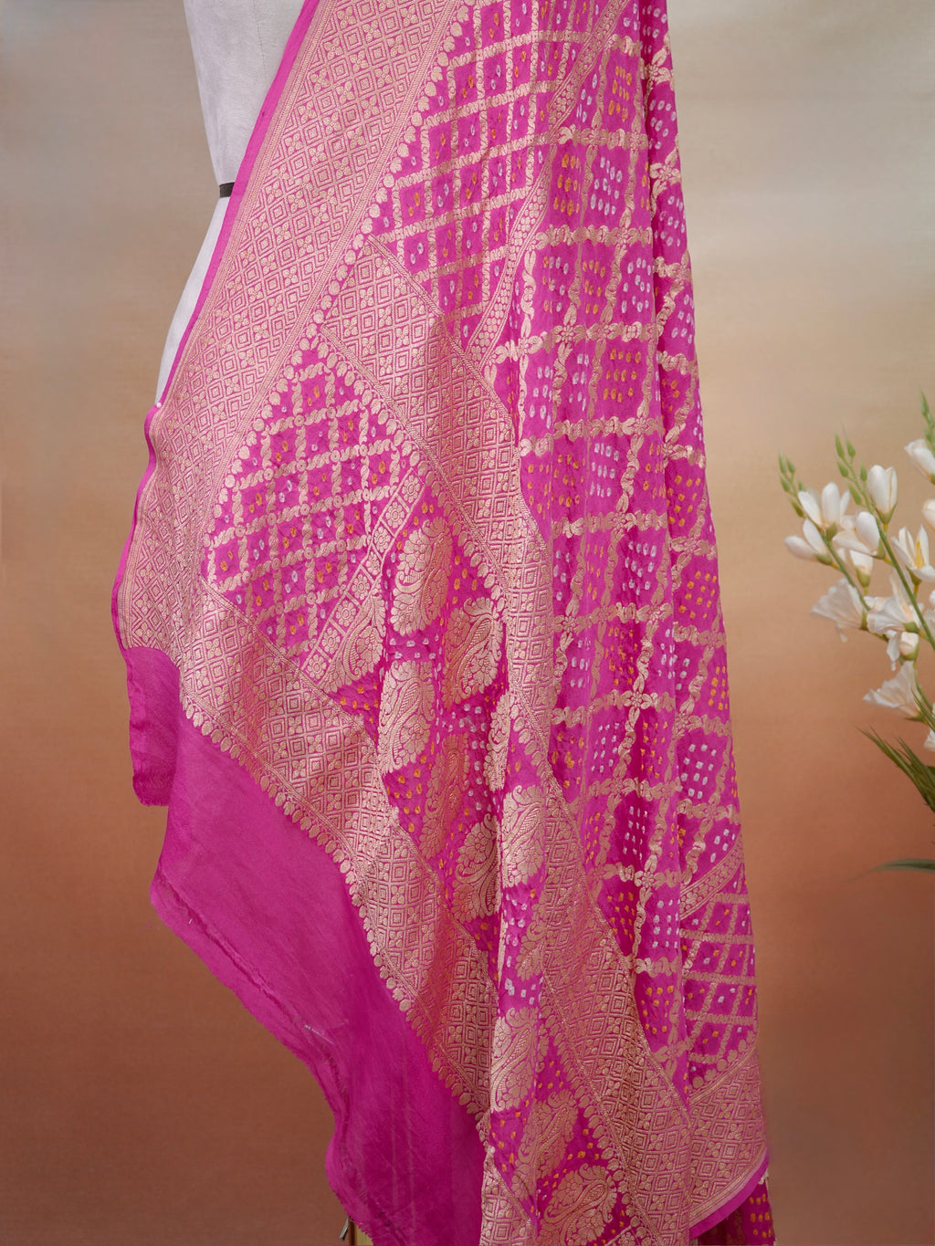 Banarasi Pure Georgette Bandhej Dupatta – Magenta Pink