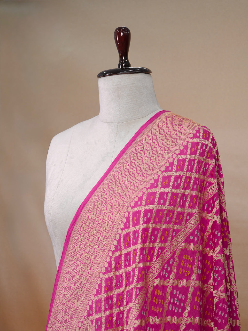 Banarasi Pure Georgette Bandhej Dupatta – Magenta Pink