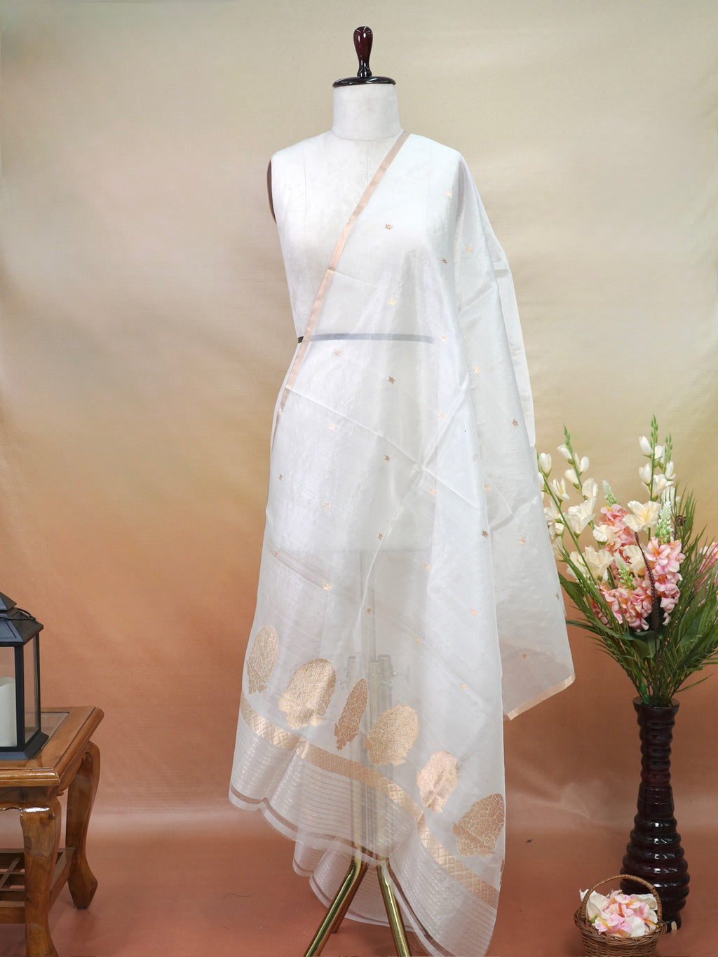 Handwoven Banarasi Pure Kora Organza Silk Dupatta (Dyeable)