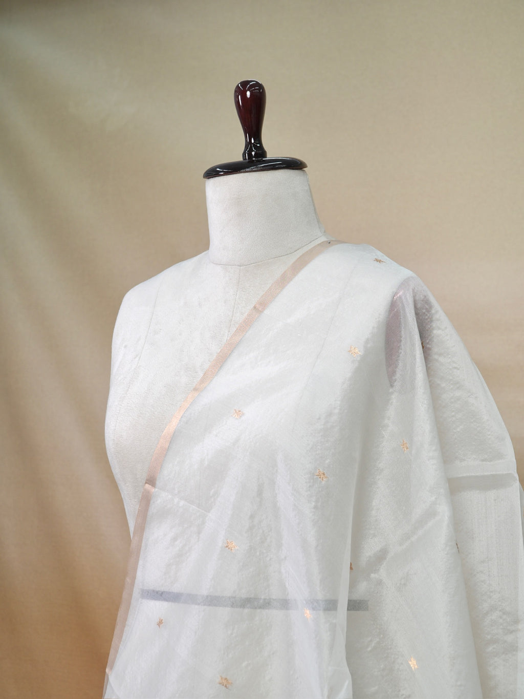 Handwoven Banarasi Pure Kora Organza Silk Dupatta (Dyeable)