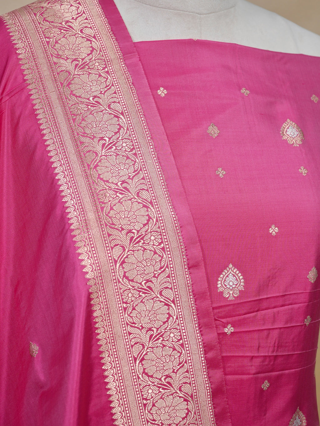 Banarasi Pure Katan Silk Kadhwa Unstitched Suit 3-Piece Set – Rani Pink with Gold Zari