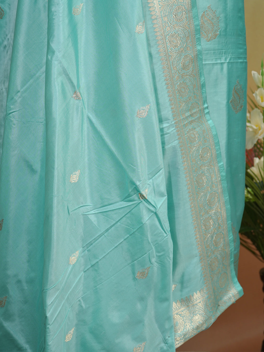 Banarasi Pure Katan Silk Kadhwa Unstitched Suit 3-Piece Set – Turquoise Blue with Silver Zari
