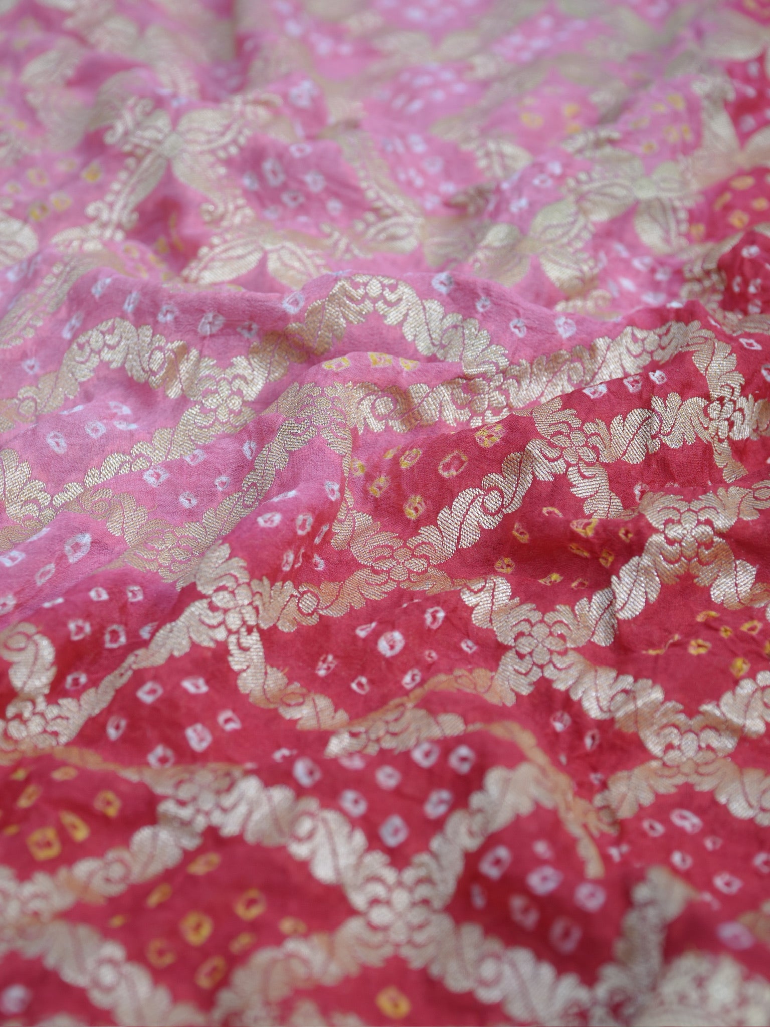 Banarasi Pure Georgette Bandhej Dupatta – Red & Pink