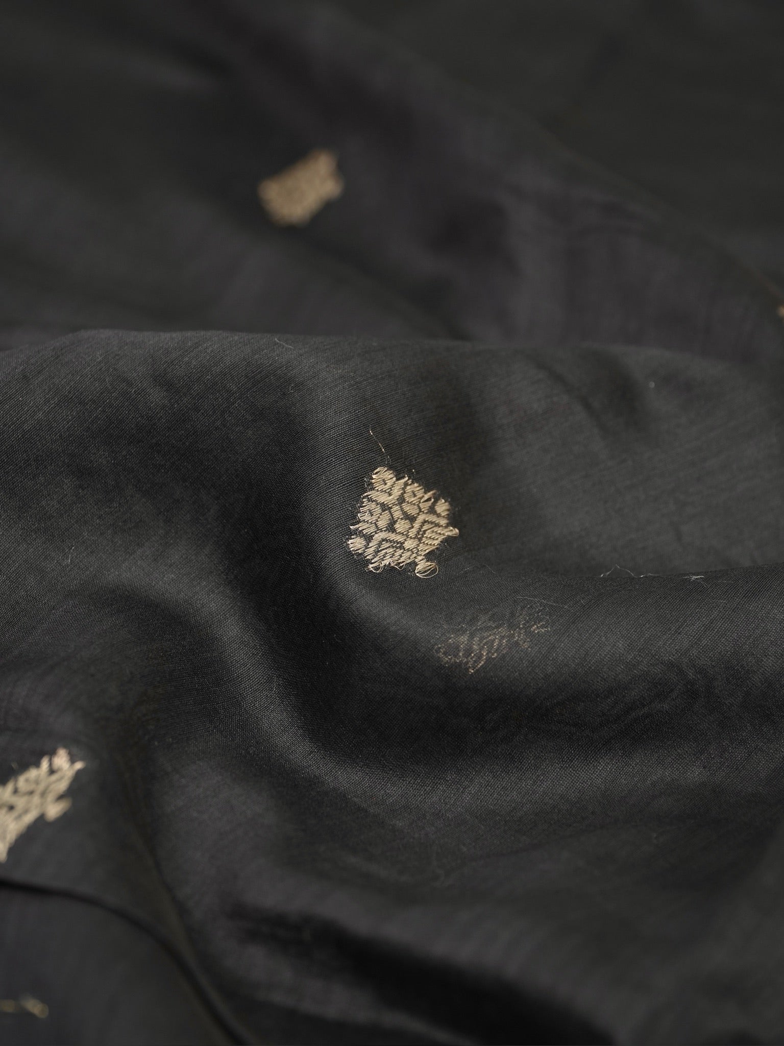 Handwoven Banarasi Pure Munga Silk Dupatta – Charcoal Black with Silver Zari