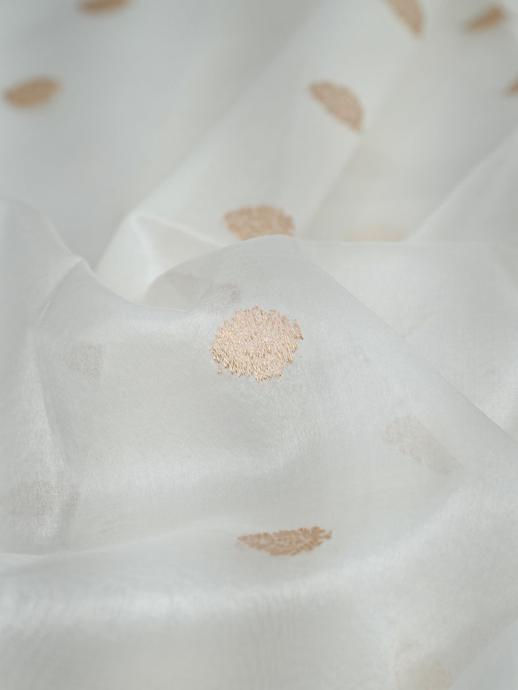 Handwoven Banarasi Pure Kora Organza Silk Dupatta (Dyeable)
