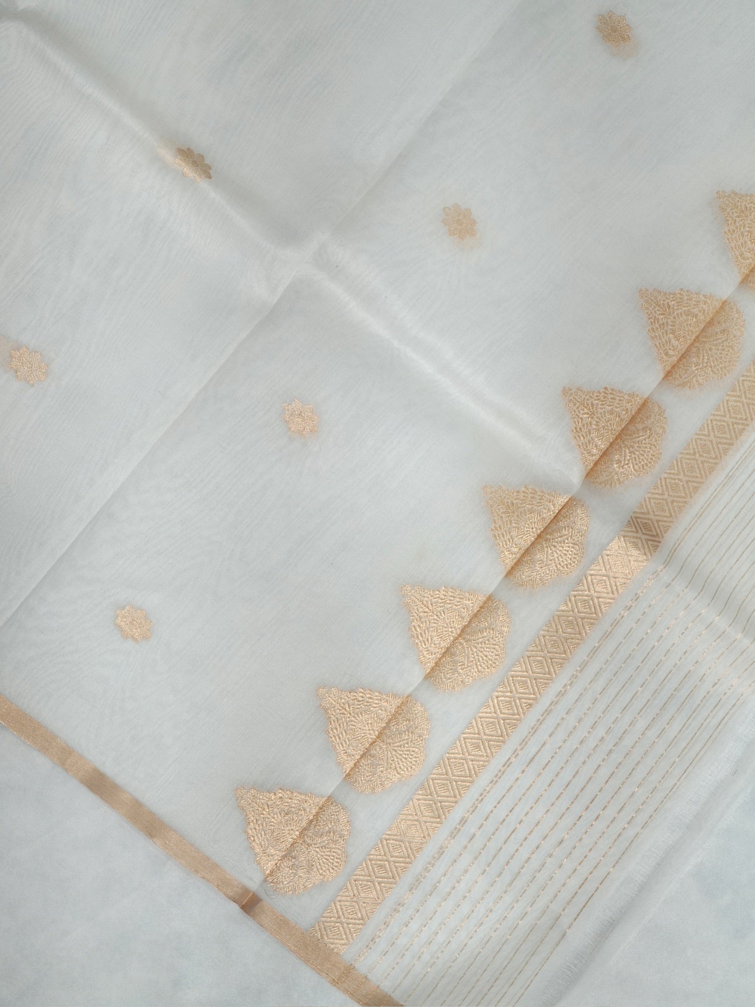Handwoven Banarasi Pure Kora Organza Silk Dupatta (Dyeable)