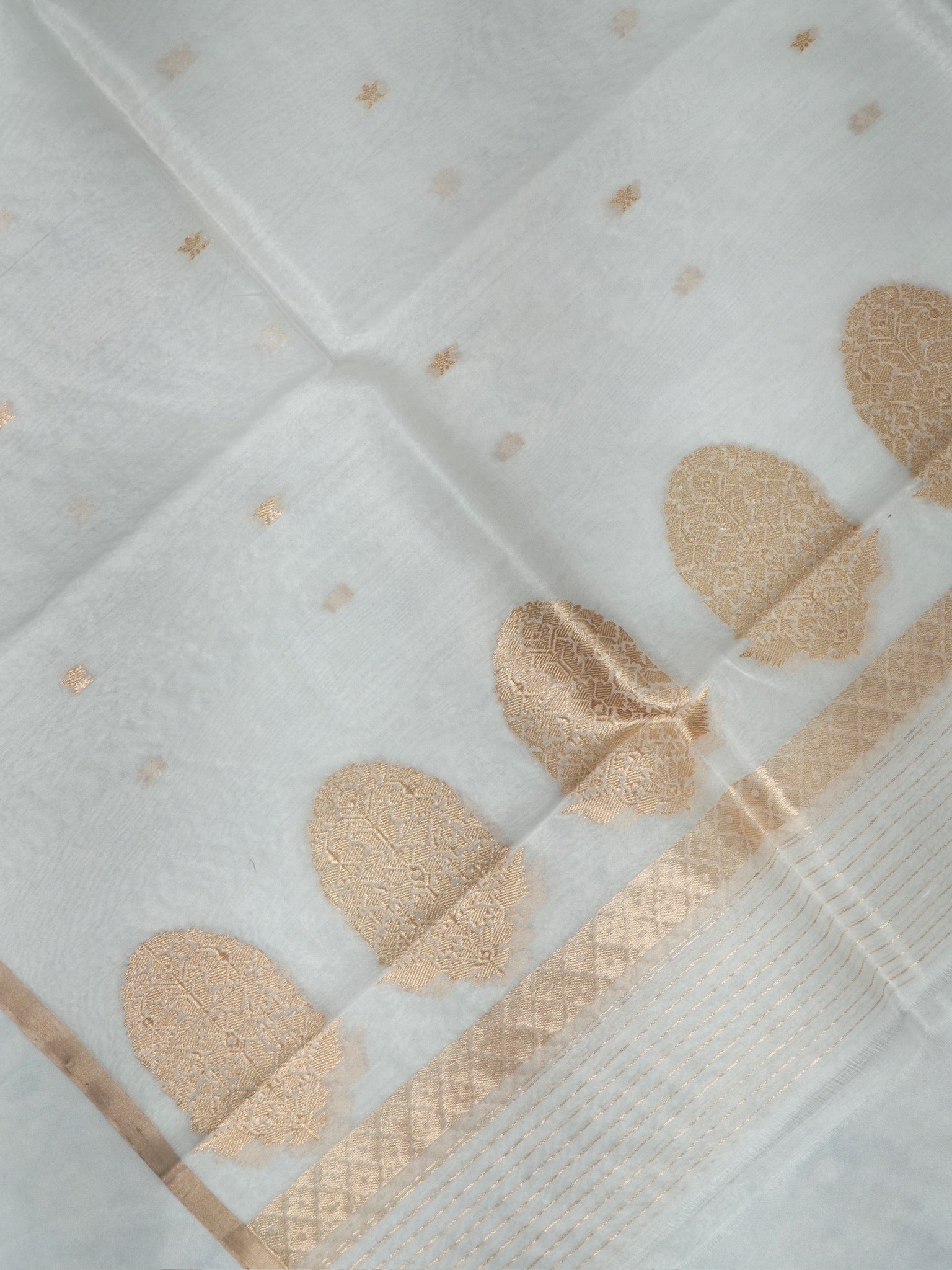 Handwoven Banarasi Pure Kora Organza Silk Dupatta (Dyeable)