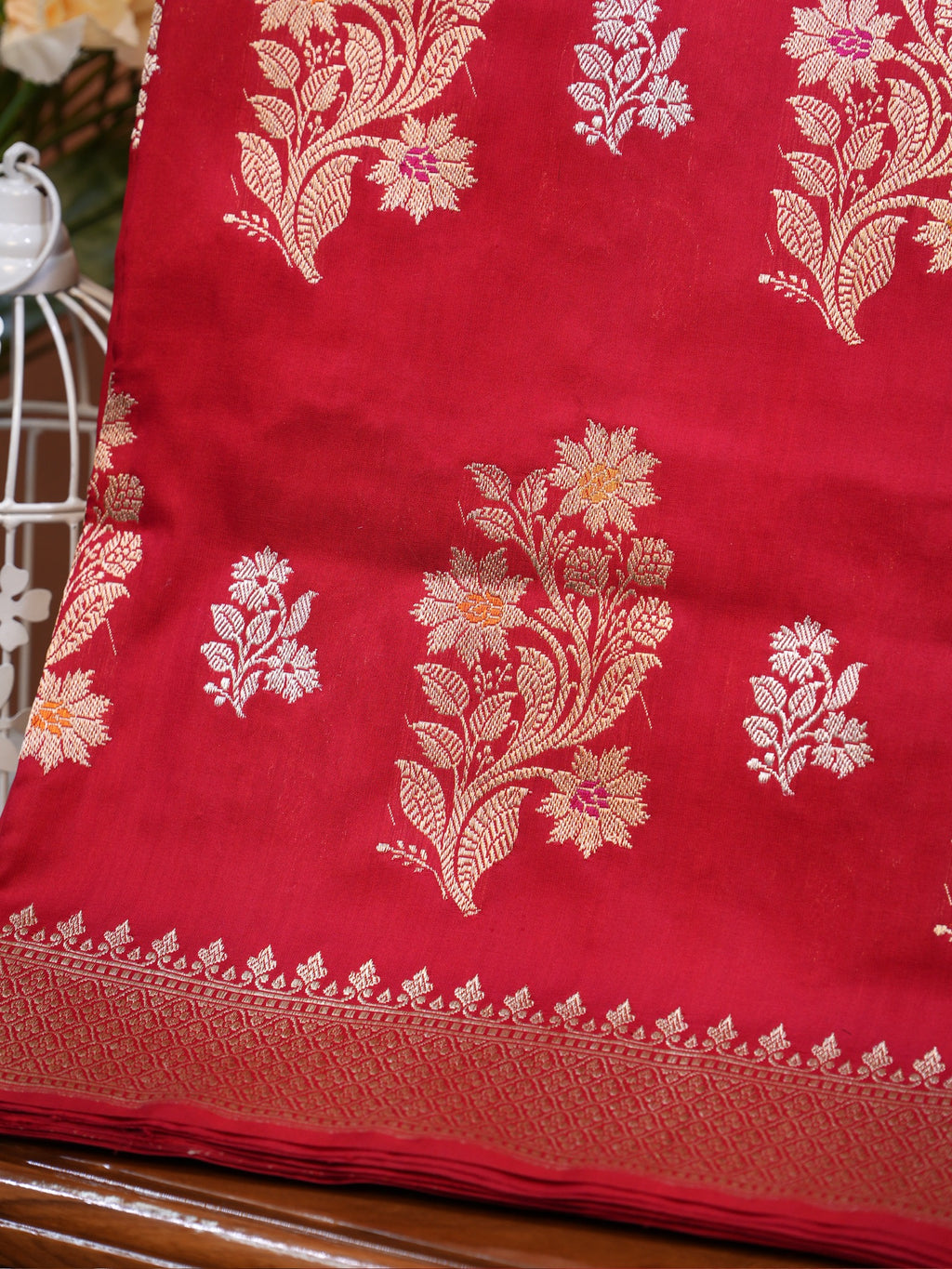 Bridal Red Handwoven Banarasi Pure Katan Silk Kadhwa Saree