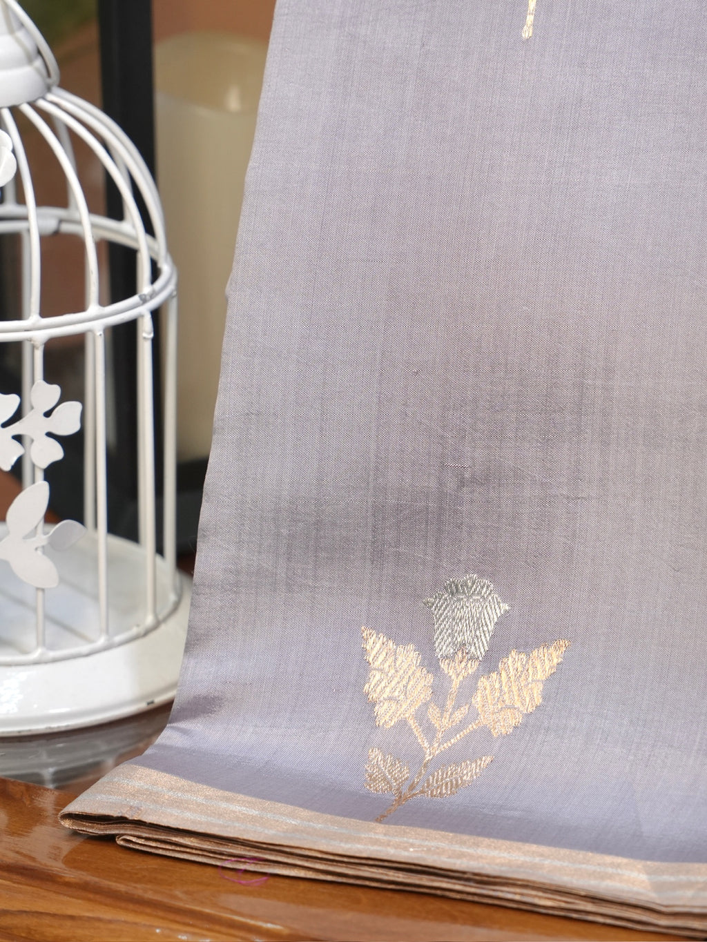 Banarasi Pure Katan Silk Handwoven Kadhuva Saree