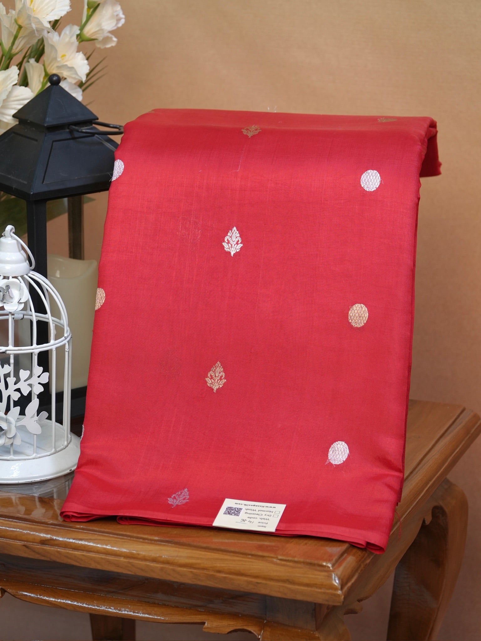 Banarasi Pure Katan Silk Handwoven Kadhuva Saree