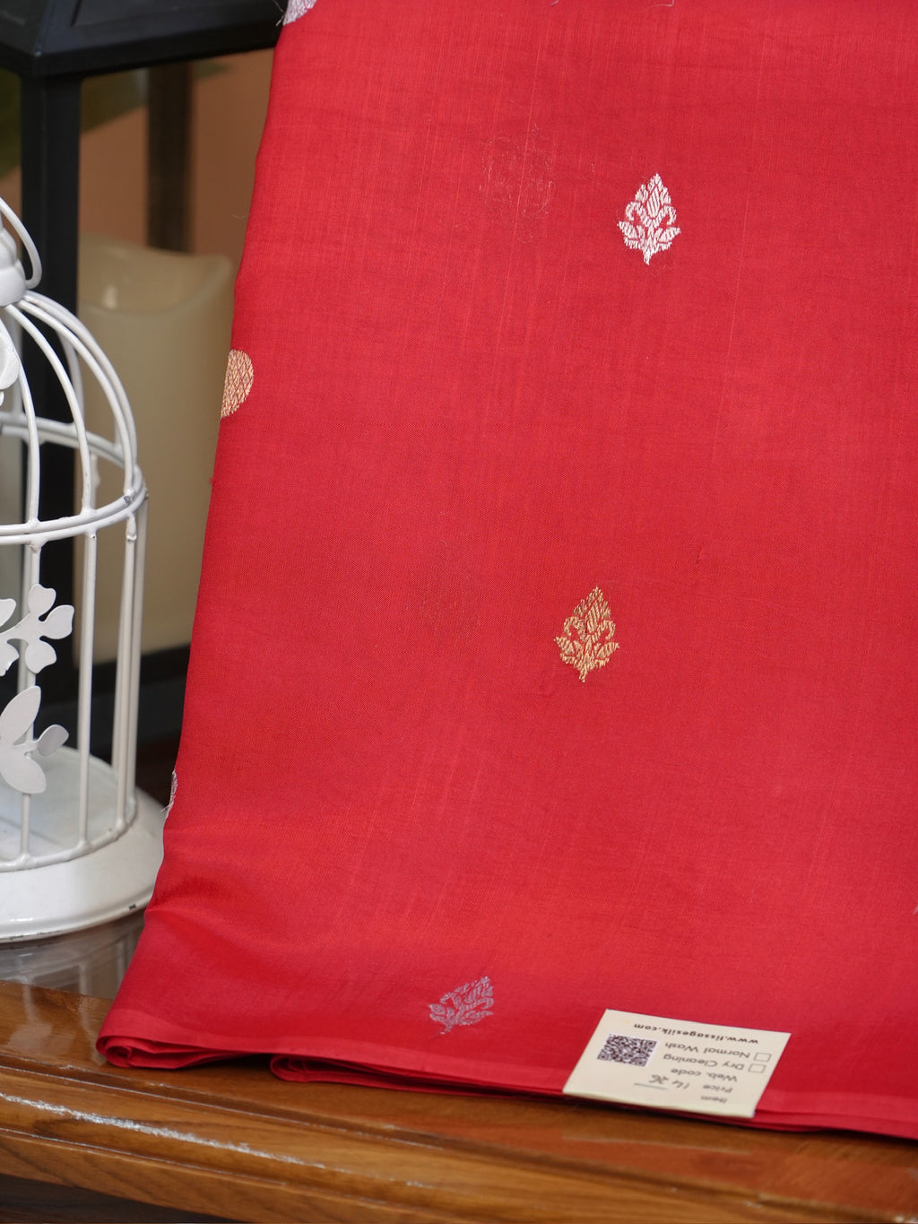 Banarasi Pure Katan Silk Handwoven Kadhuva Saree
