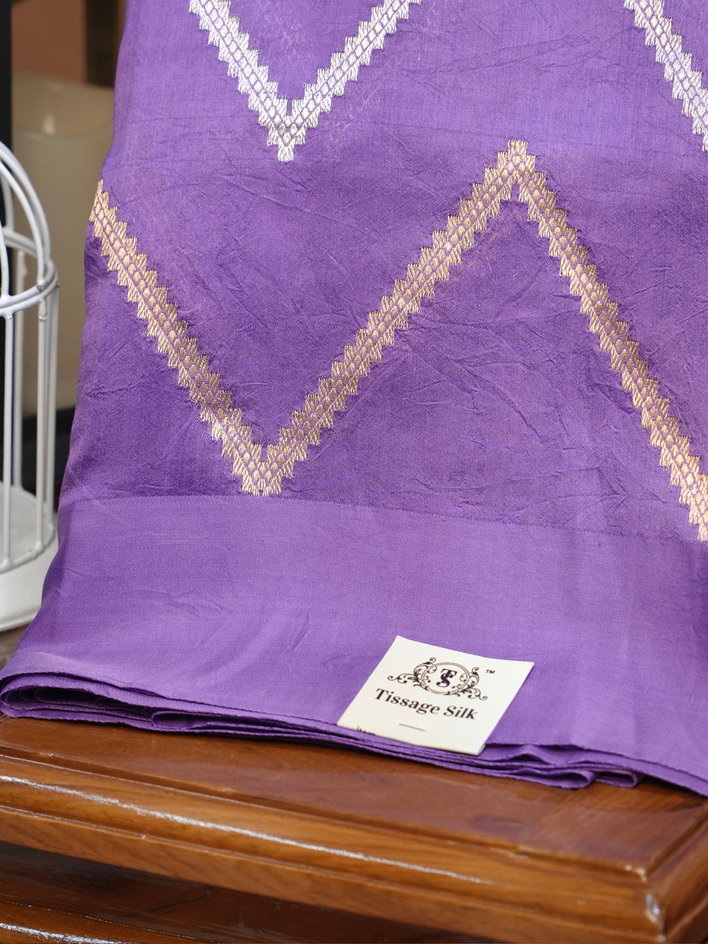 Banarasi Pure Katan Silk Handwoven Kadhuva Saree