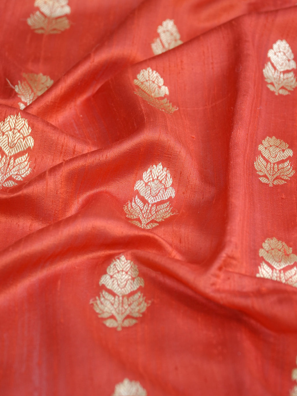Banarasi Pure Raw Matka Silk Handmade Kadhuva Saree