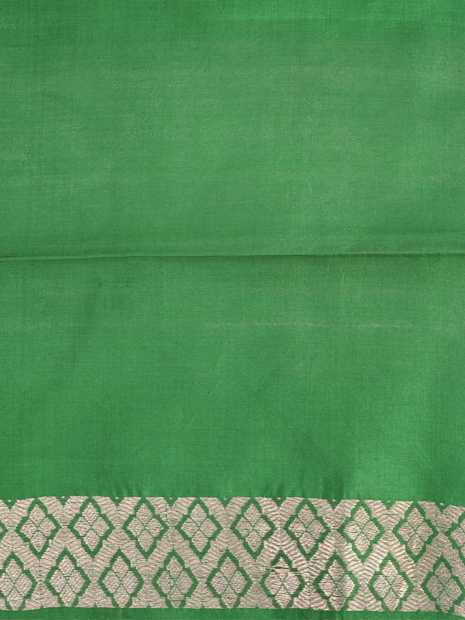 Banarasi Pure Katan Silk Handwoven Kadhuva Saree