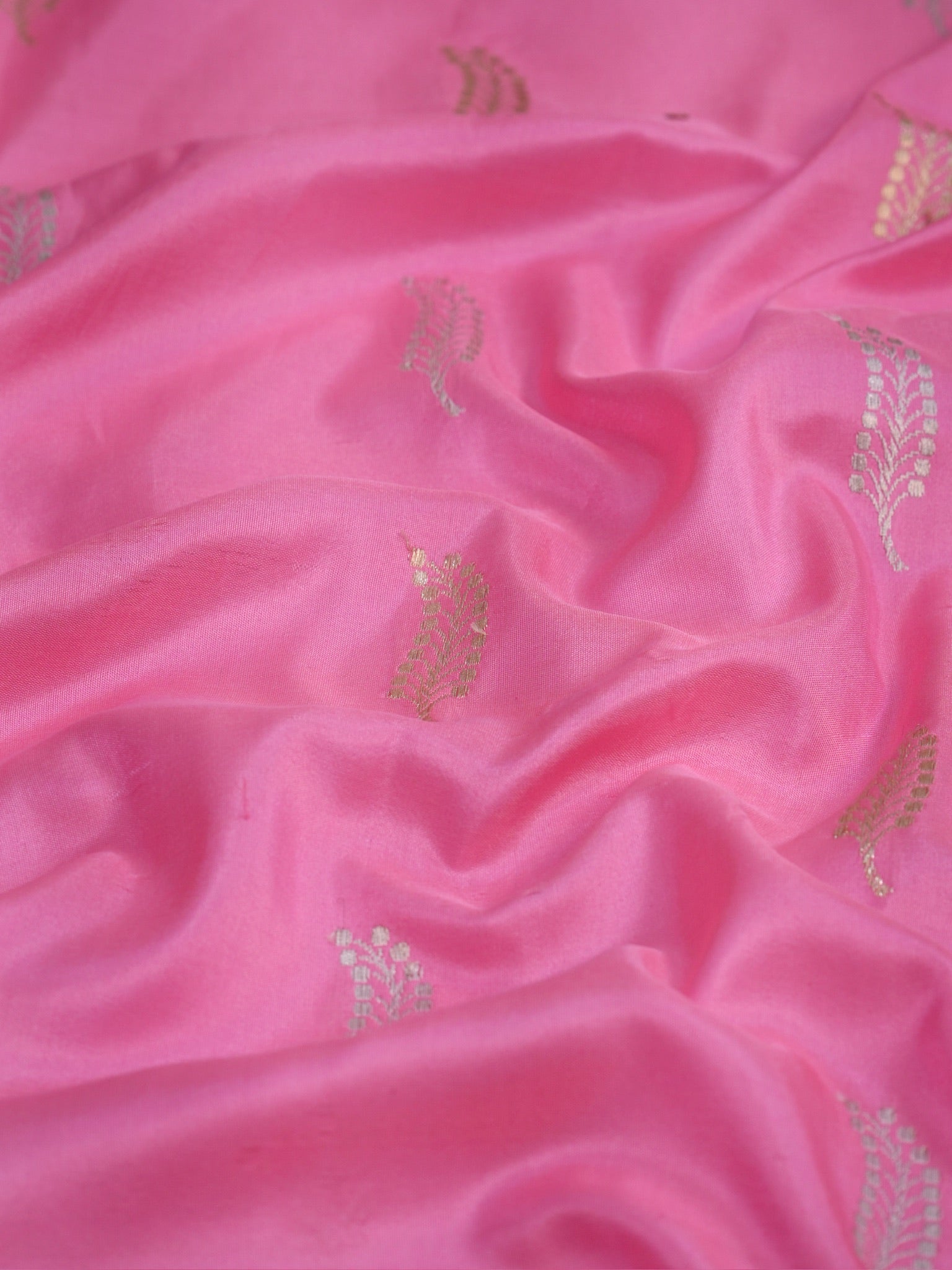 Baby Pink Banarasi Pure Katan Silk Tilfi Kadhwa Saree with Meenakari