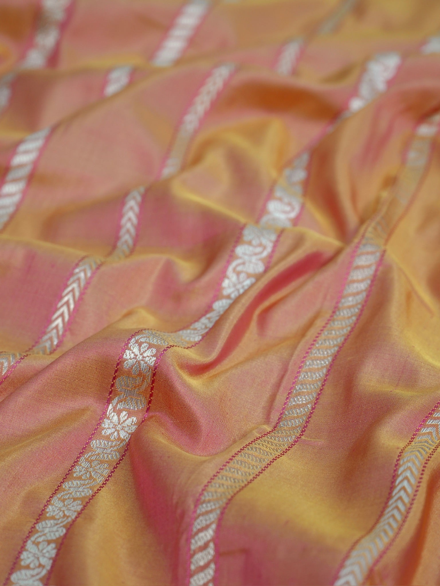 Dual-Tone Peach Gold & Rani Pink Banarasi Pure Katan Silk Tilfi Kadhwa Saree with Meenakari