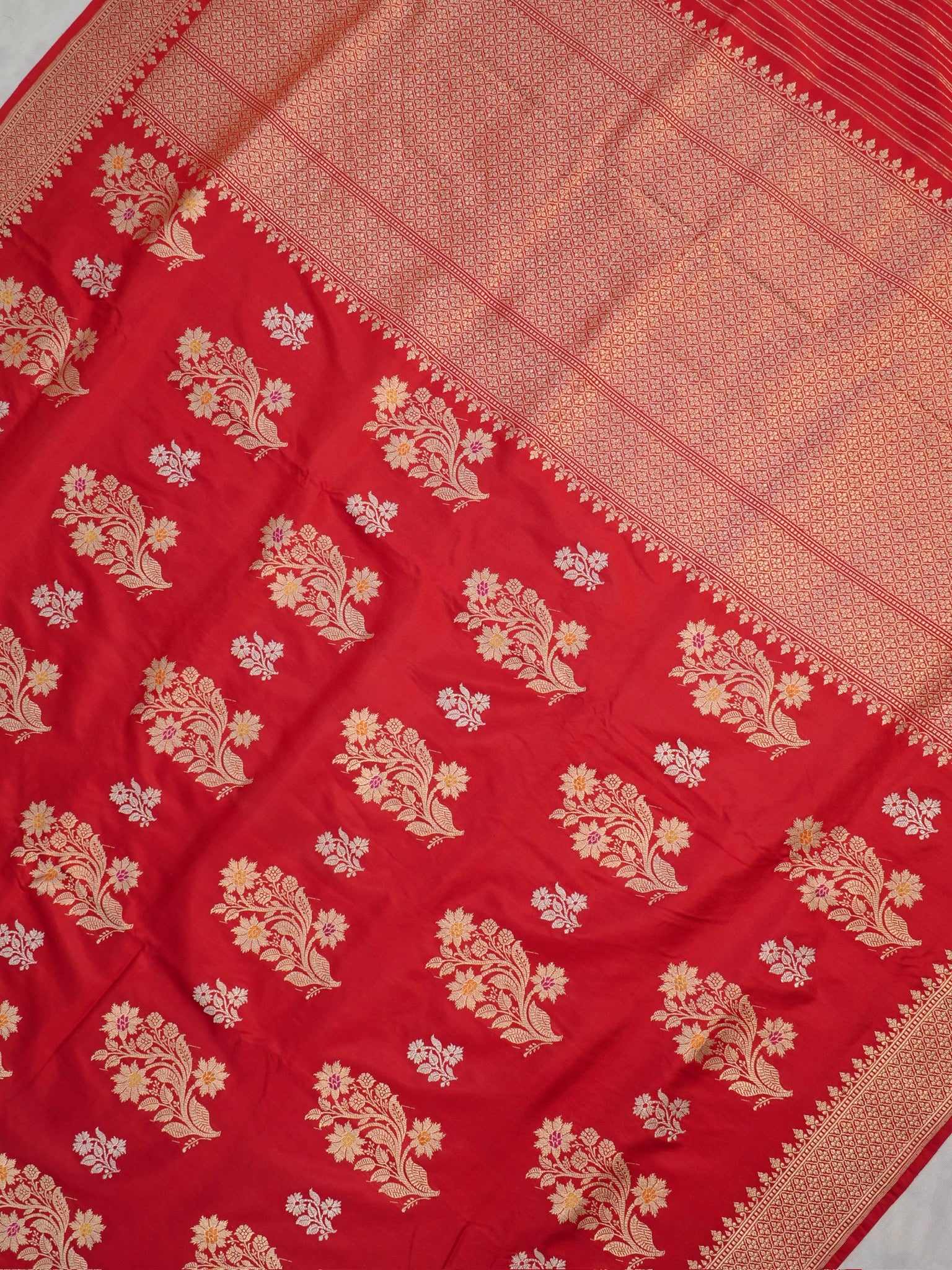Bridal Red Handwoven Banarasi Pure Katan Silk Kadhwa Saree