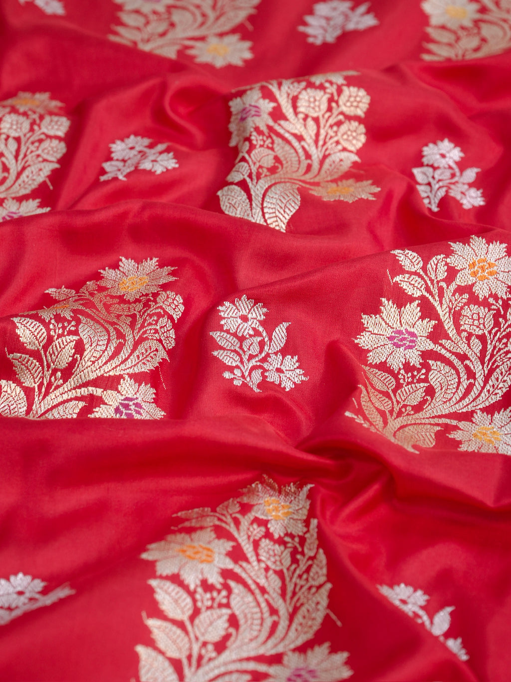 Bridal Red Handwoven Banarasi Pure Katan Silk Kadhwa Saree