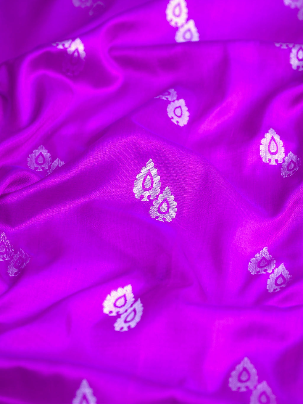 Magenta Pink Banarasi Pure Katan Silk Tilfi Kadhwa Saree with Meenakari