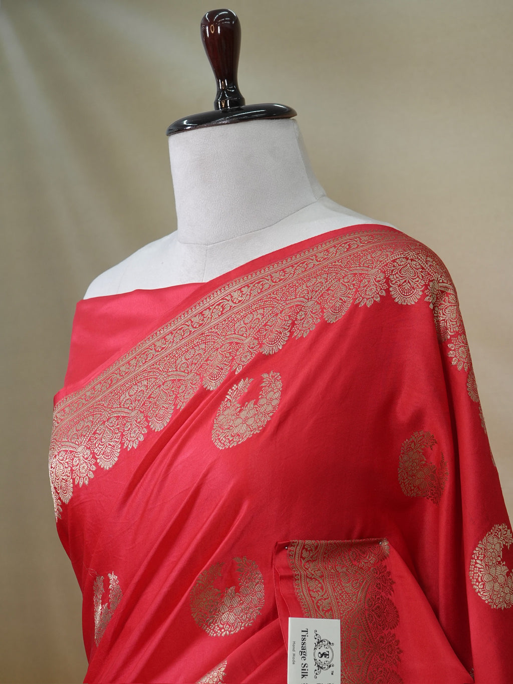 Banarasi Pure Mushru Silk Handmade Kadhuva Saree – Red