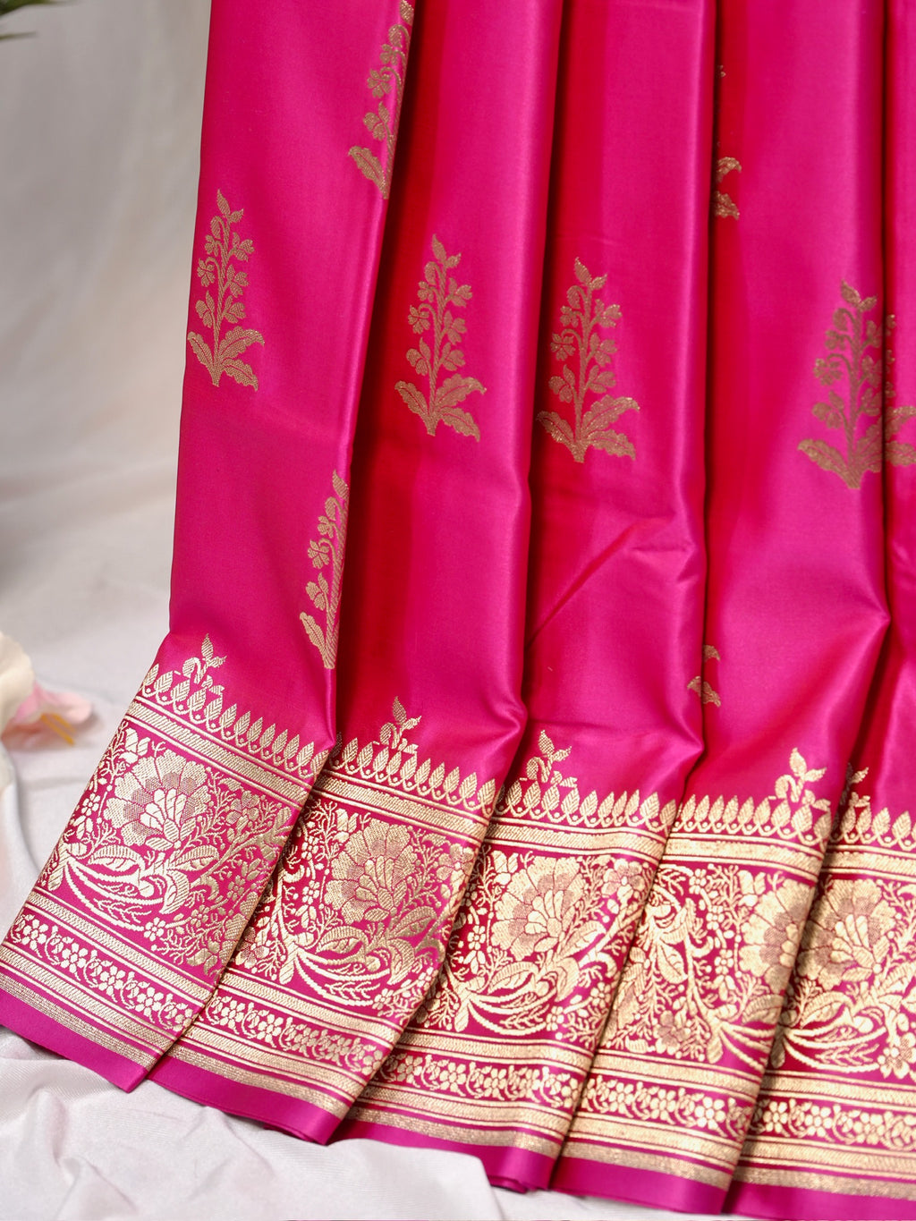 Magenta Pink Banarasi Mushru Katan Silk Saree