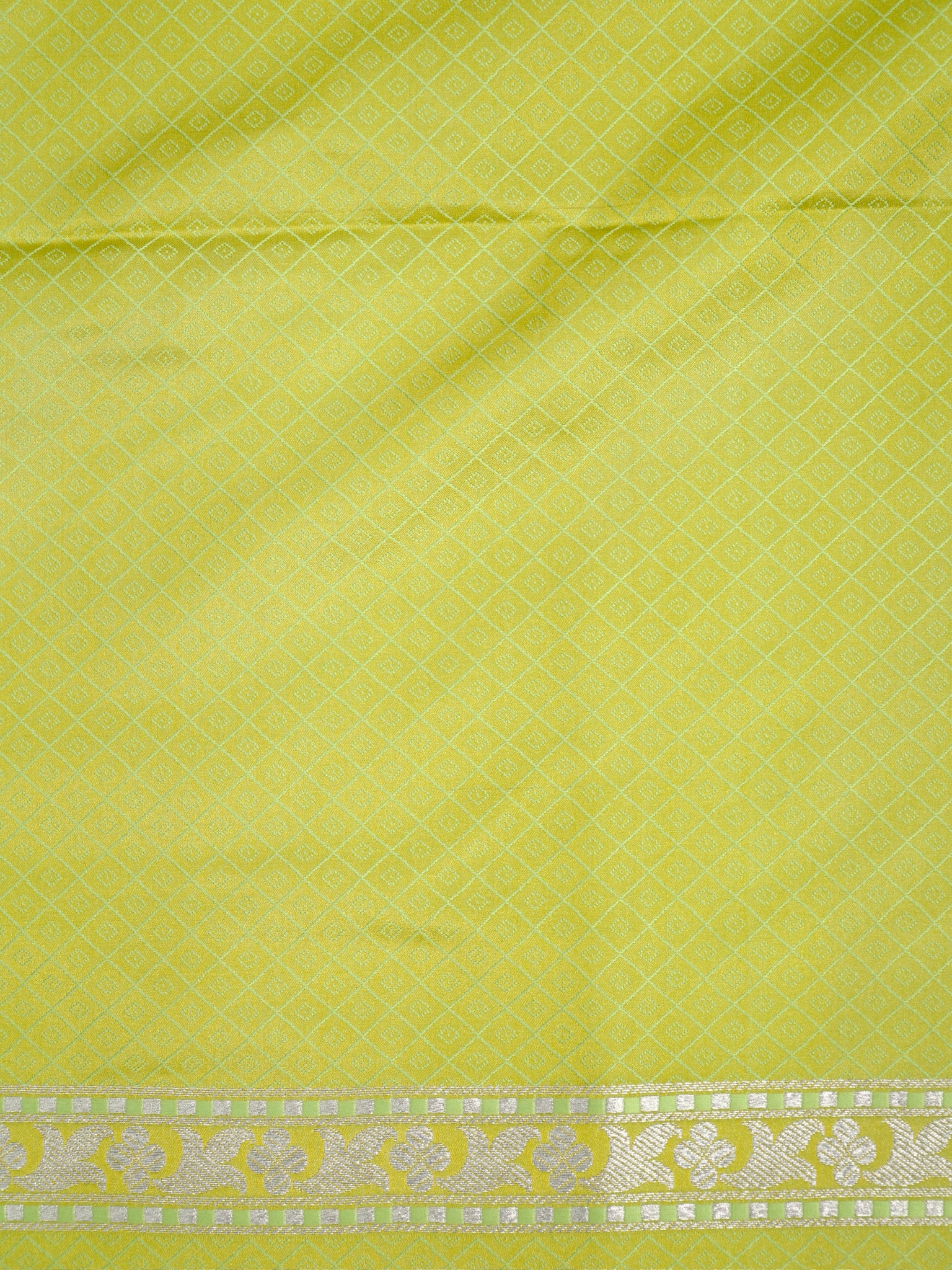 Banarasi Mushru Katan Silk Saree – Lime Green / Parrot Green
