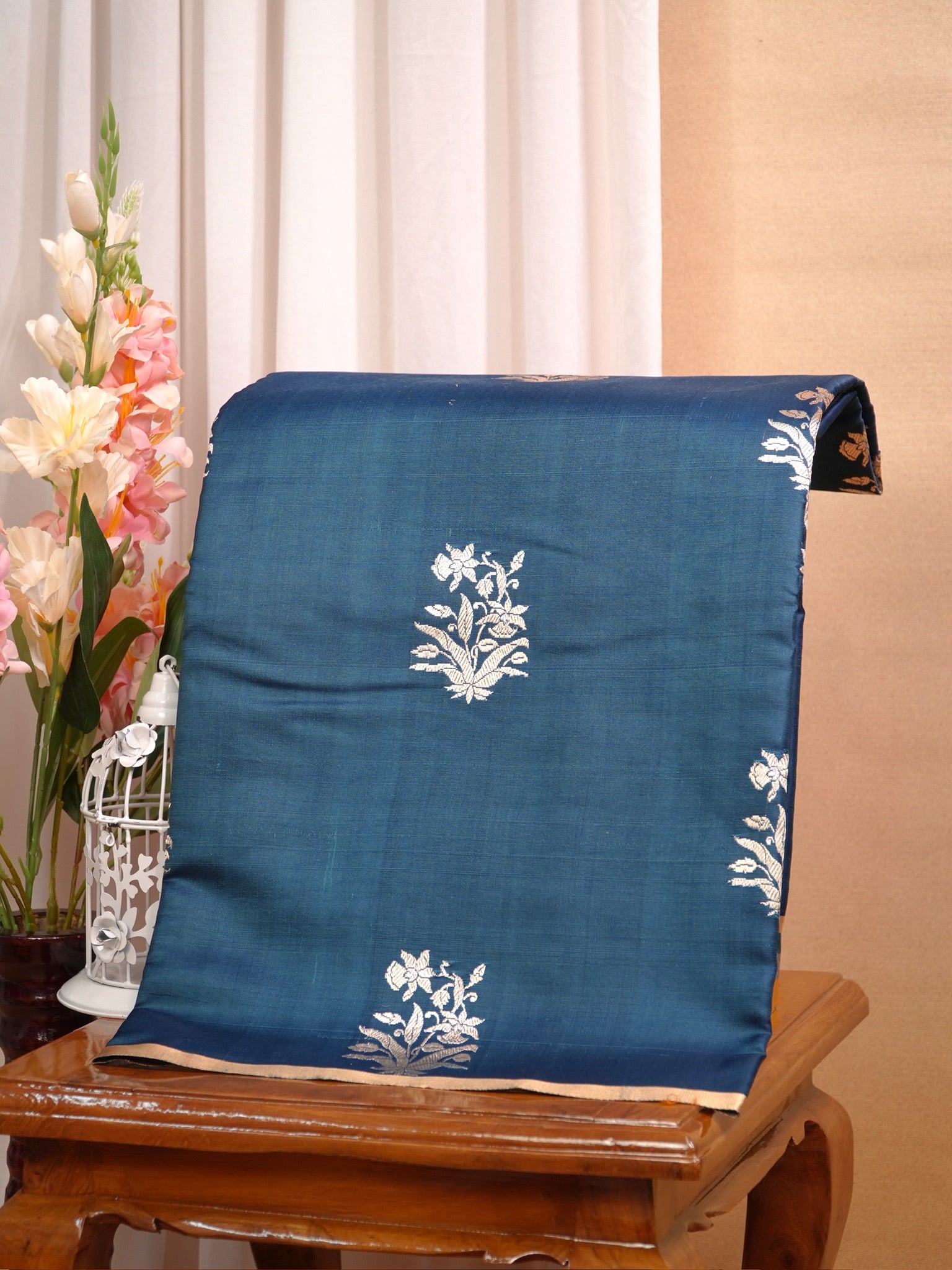 Banarasi Pure Mushru Katan Silk Kadhuva Handloom Saree in Peacock Teal Blue