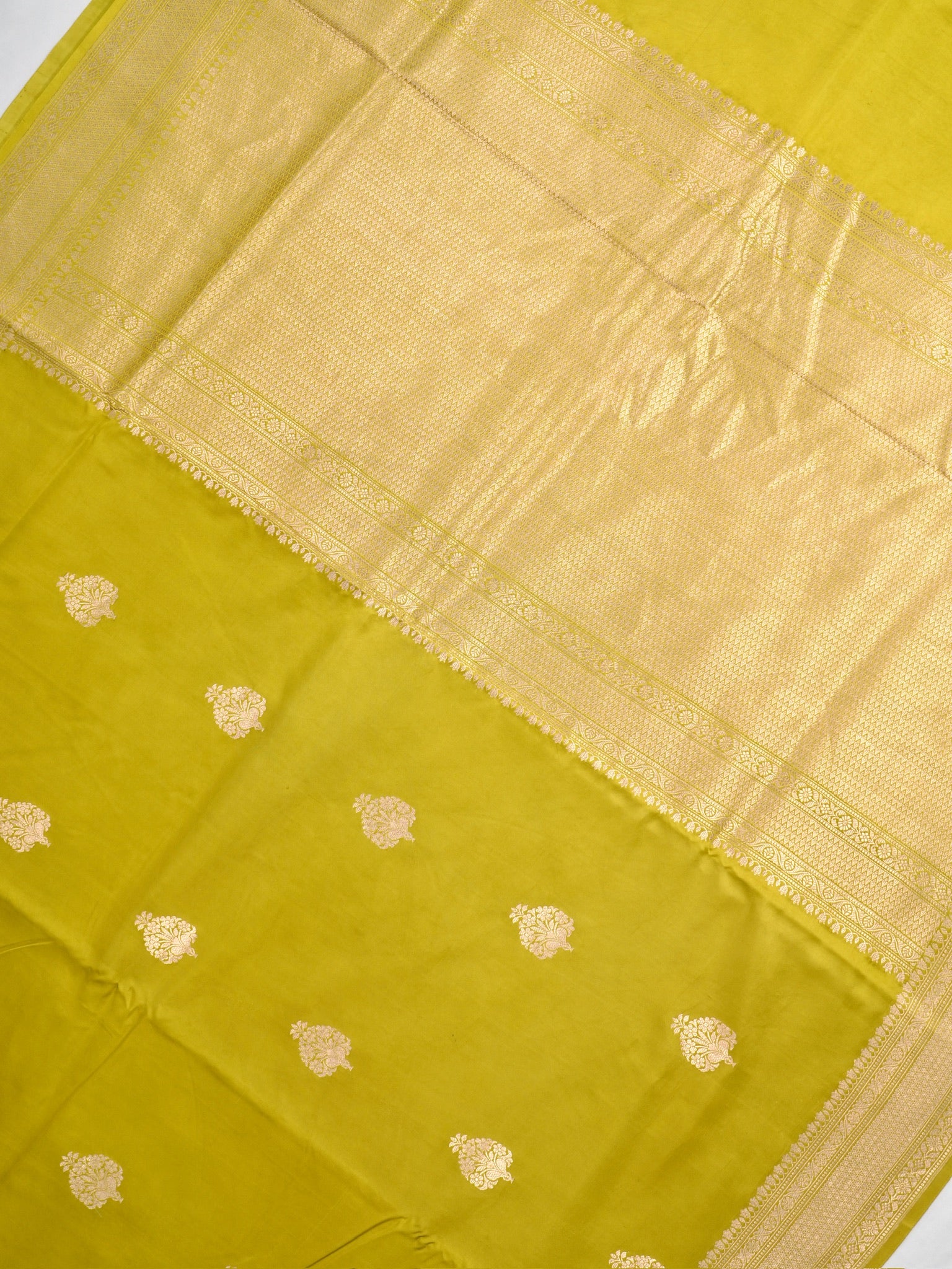 Banarasi Pure Mushru Katan Silk Saree with Kadhuva Weave-Olive Green