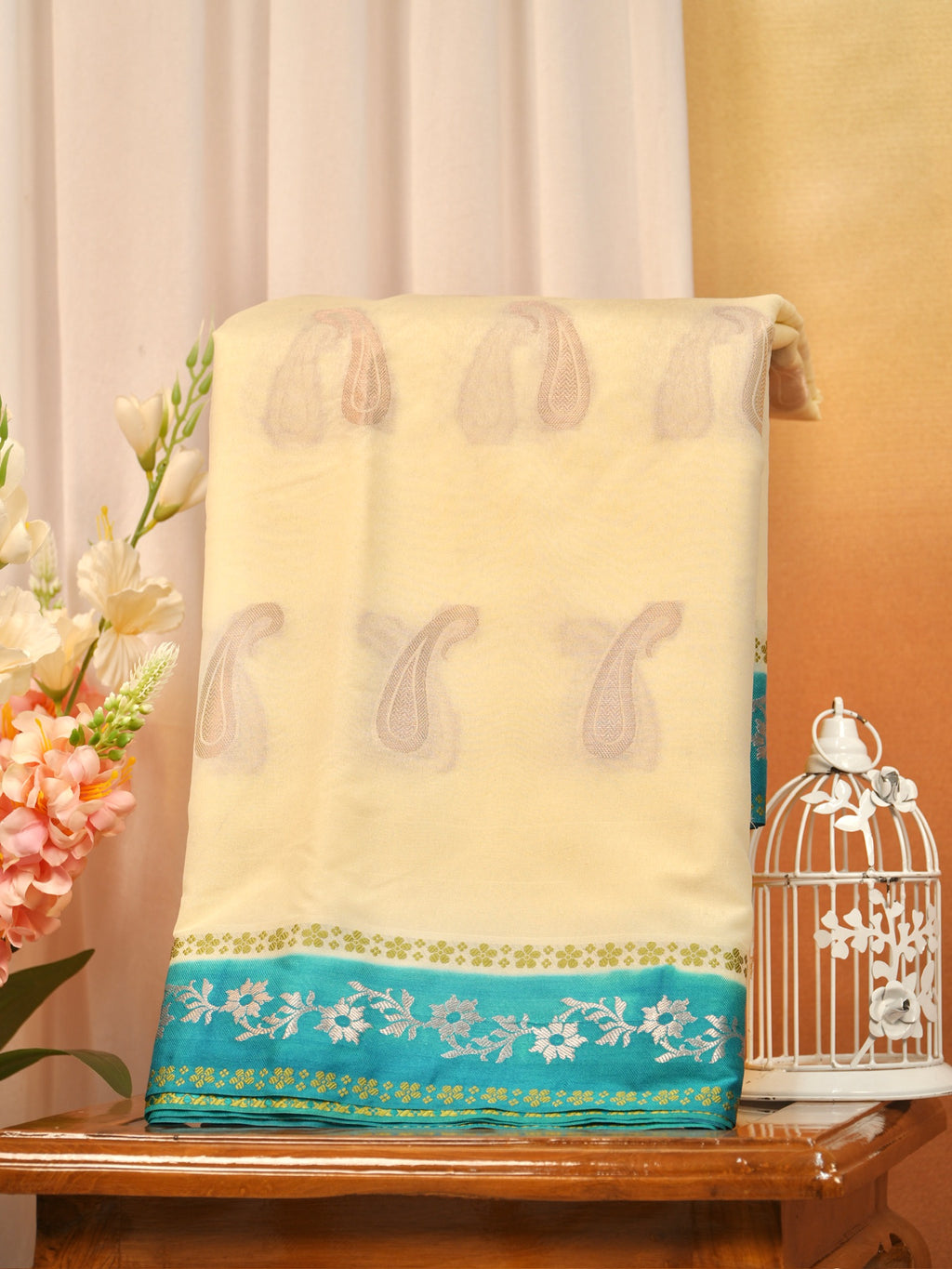 Cream & Sea Green / Teal Contrast Semi Soft Silk Saree