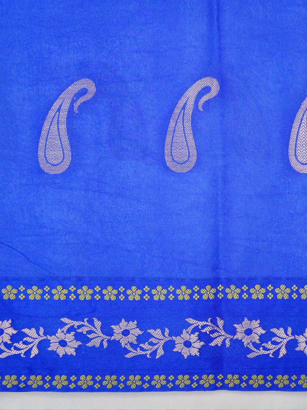 Cream & Royal Blue Contrast Banarasi Semi Soft Silk Saree