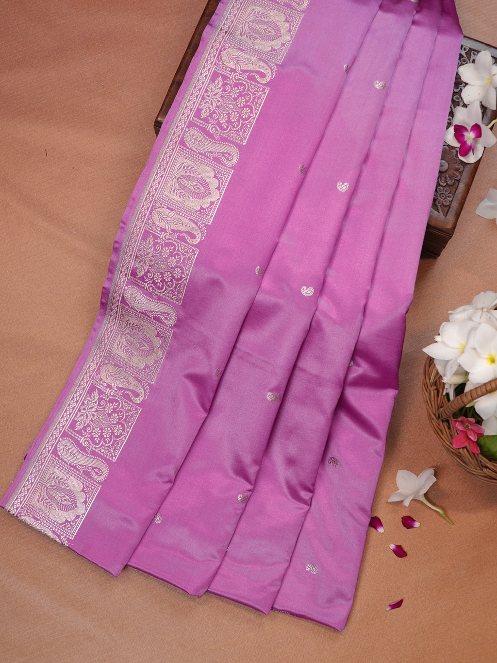 Lilac Orchid Banarasi Mashru Katan Silk Saree with Paisley Motifs