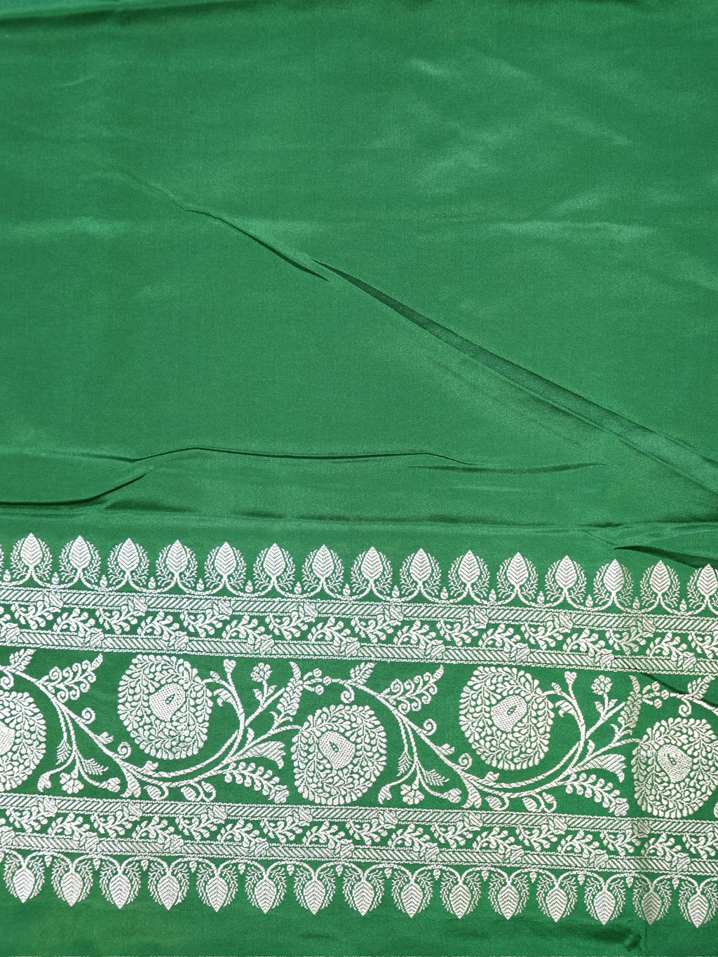 Emerald Green Banarasi Mashru Katan Silk Saree with Meandering Floral Vines