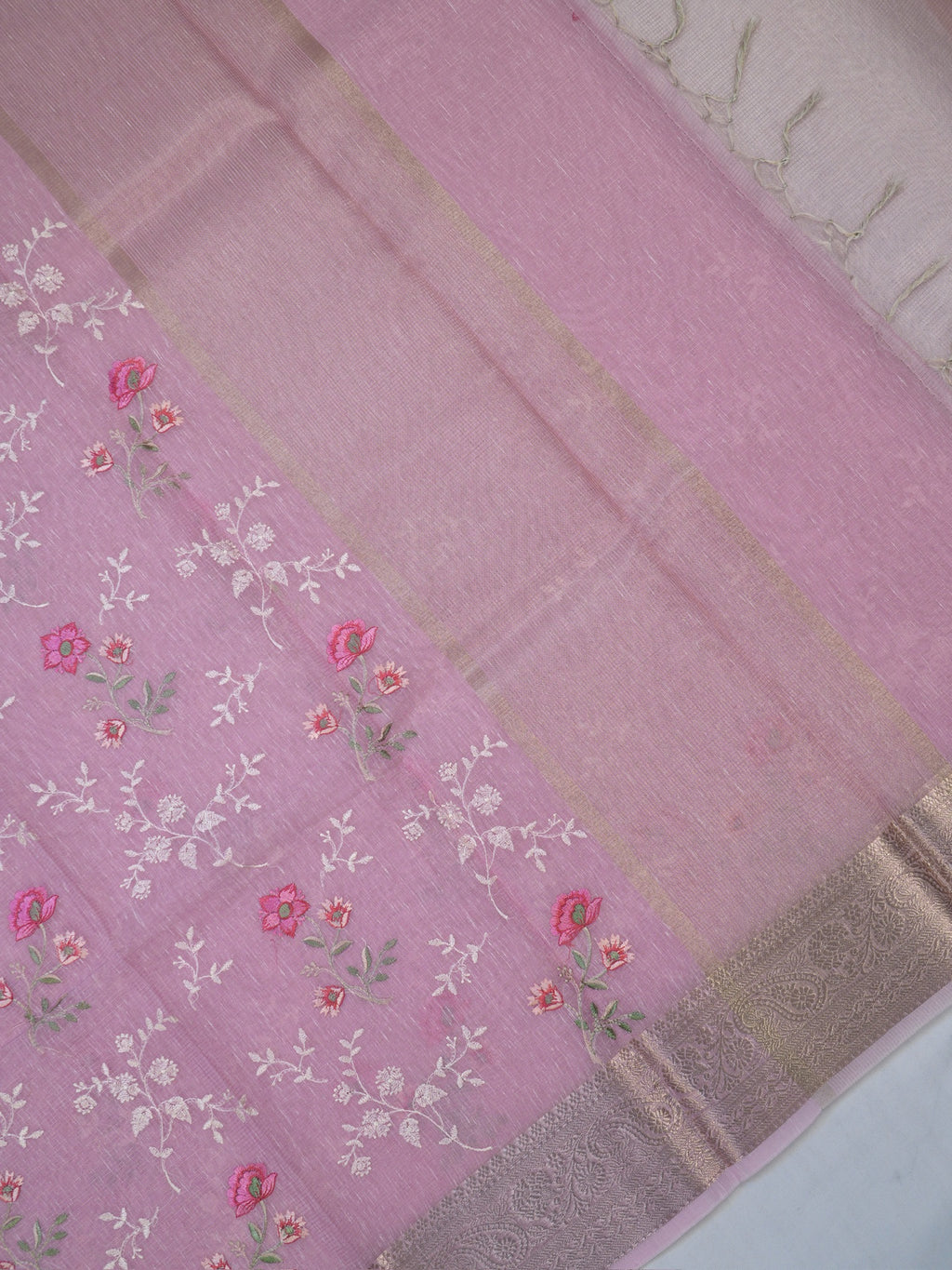 Soft Mauve Pink Soft Cotton Silk Floral Embroidered Saree with Silver Zari