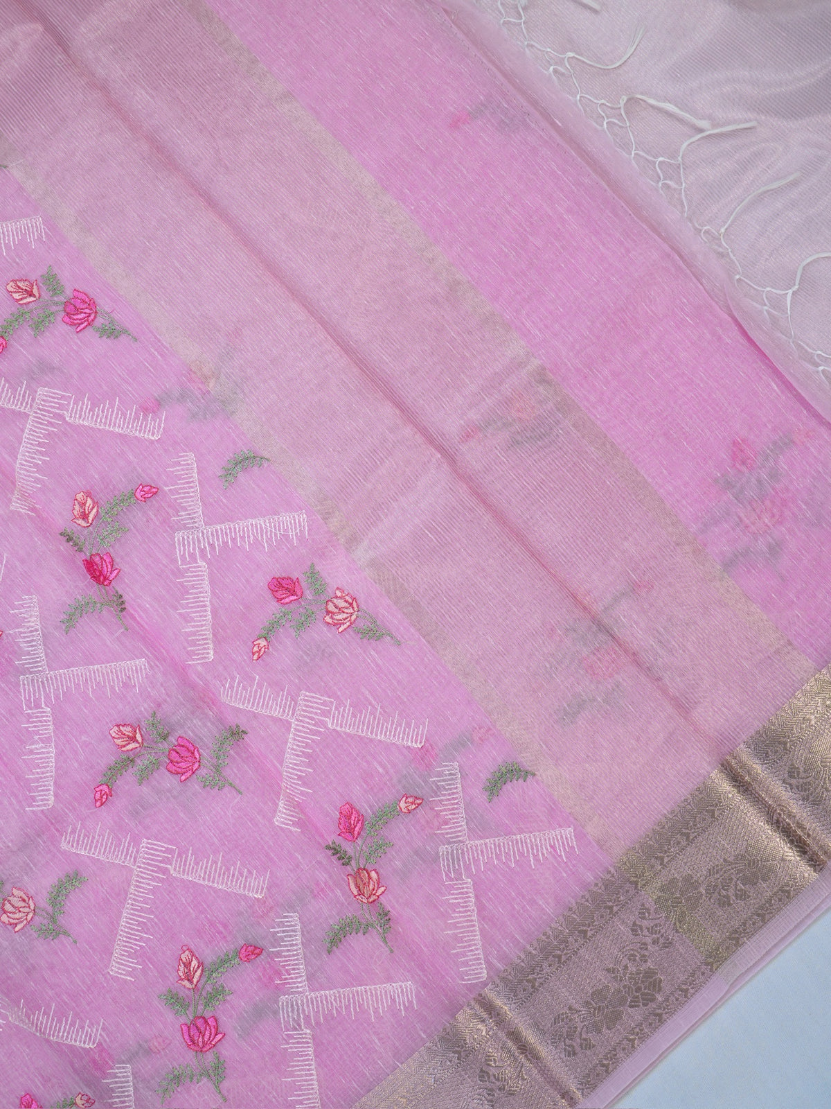 Lilac Pink Soft Cotton Silk Floral Embroidered Saree with Silver Zari