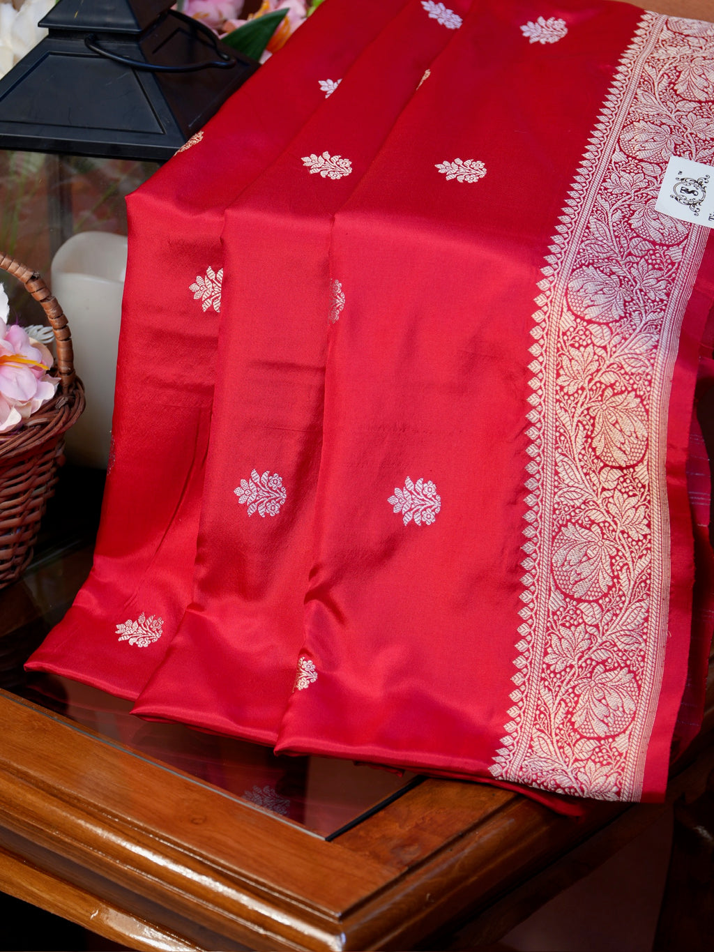 Banarasi Pure Katan Silk Kadhuva Handwoven Saree – Red