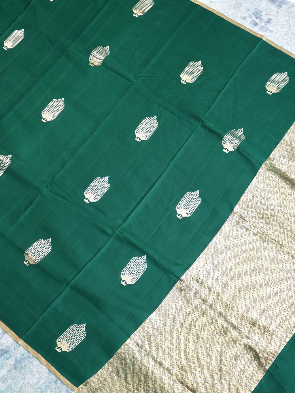 Banarasi Pure Mushru Silk Handwoven Saree