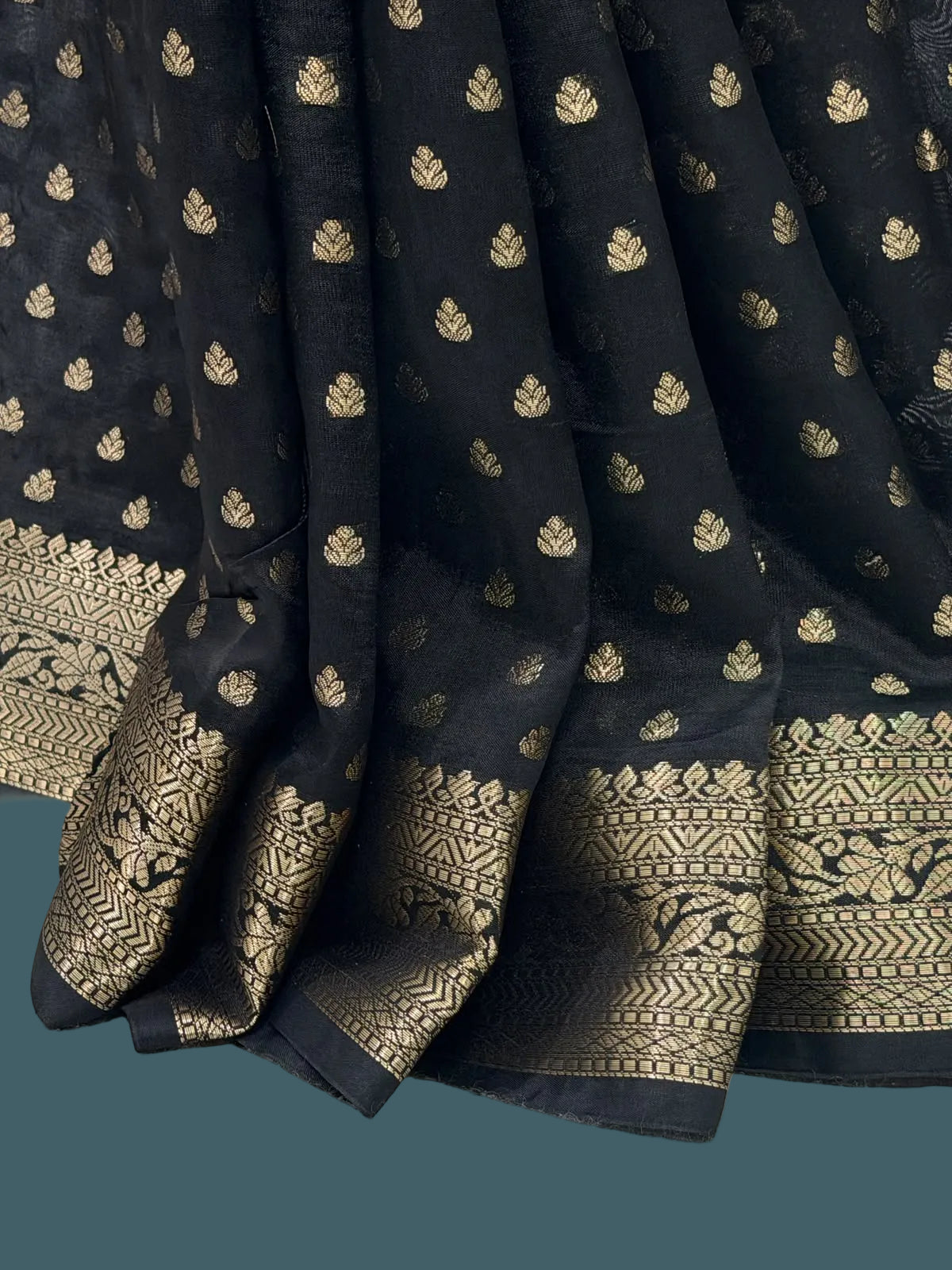 Banarasi Viscose Soft Silk Saree