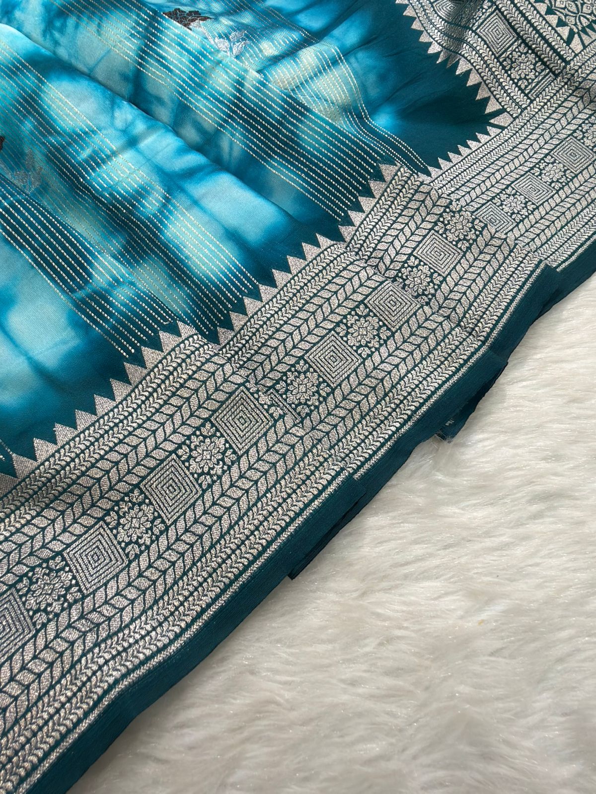 Banarasi Butter Silk Shibori Tye&Dye Saree