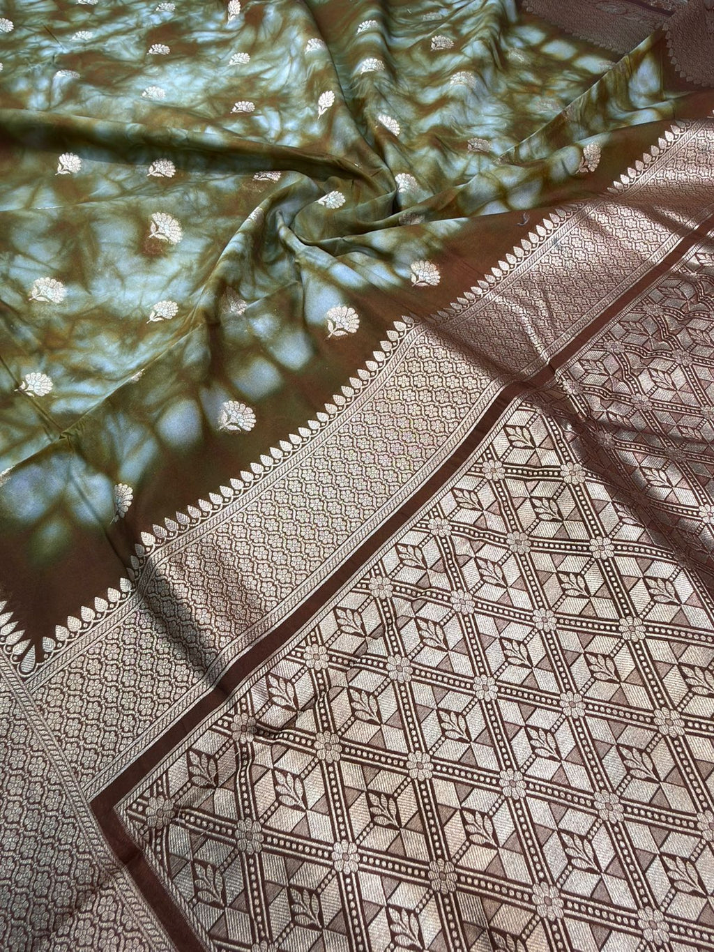 Banarasi Butter Silk Shibori Tye&Dye Saree